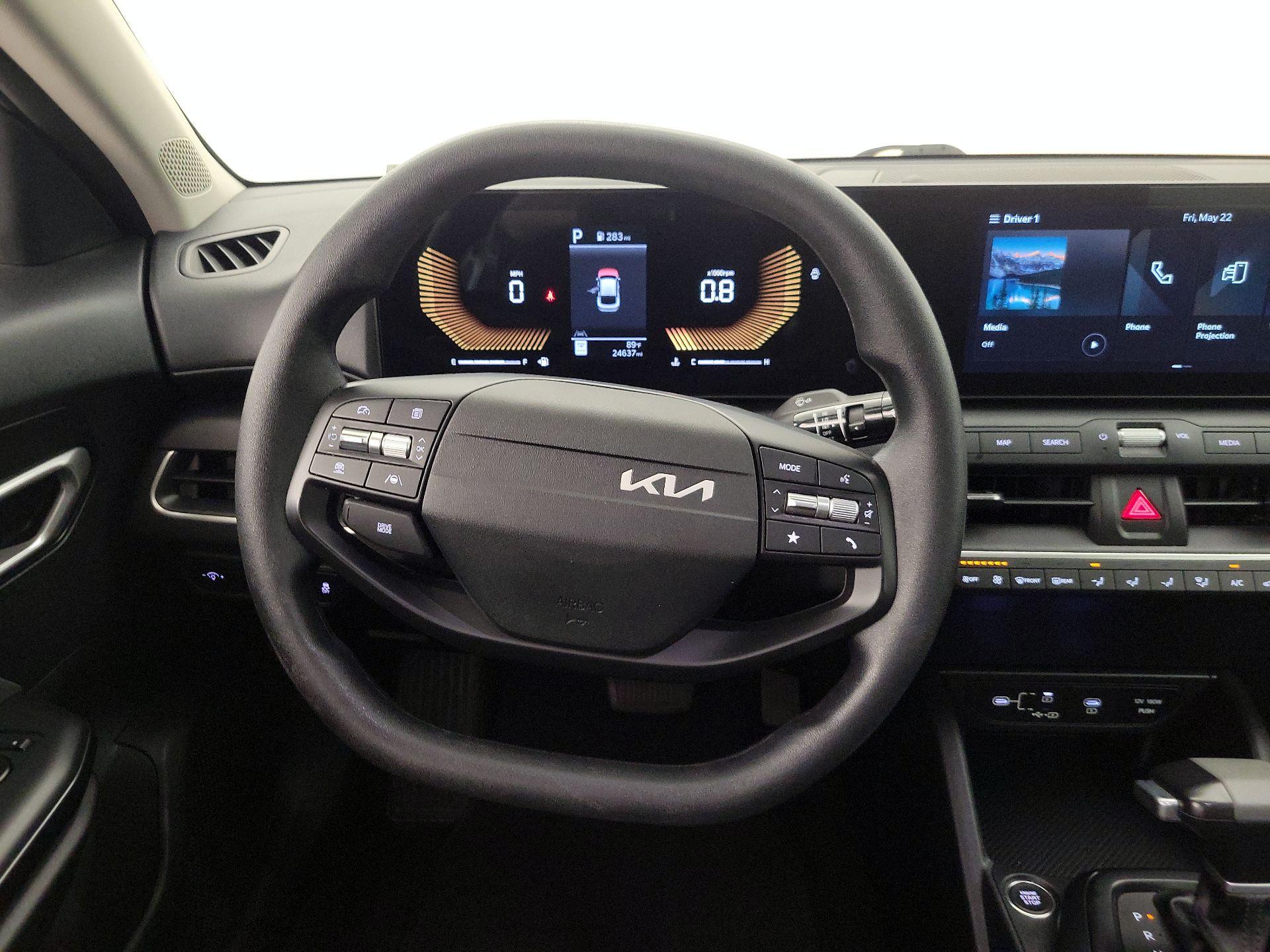 Thumbnail: 2025 Kia K4 - 10
