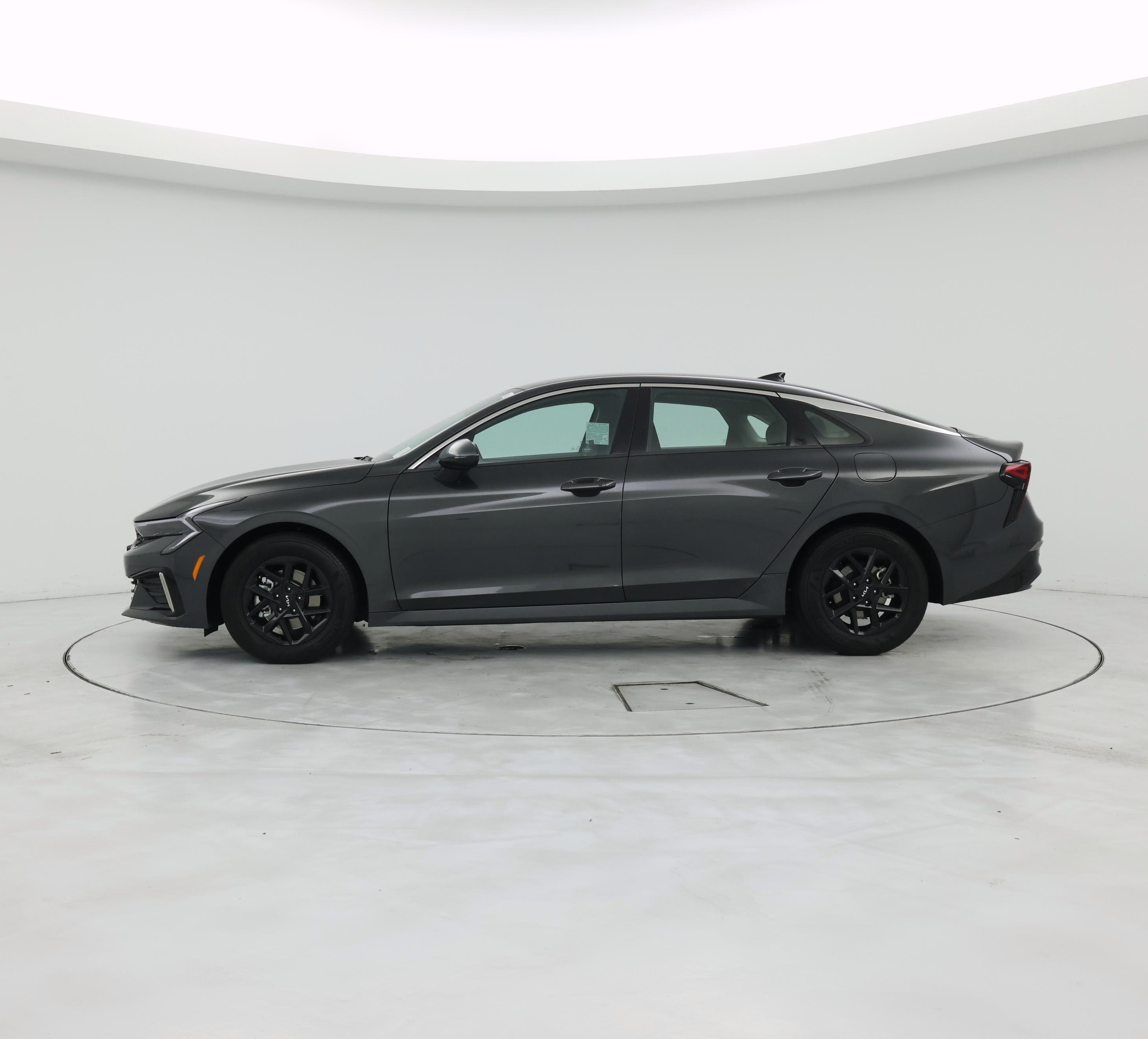 Thumbnail: 2025 Kia K5 - 3