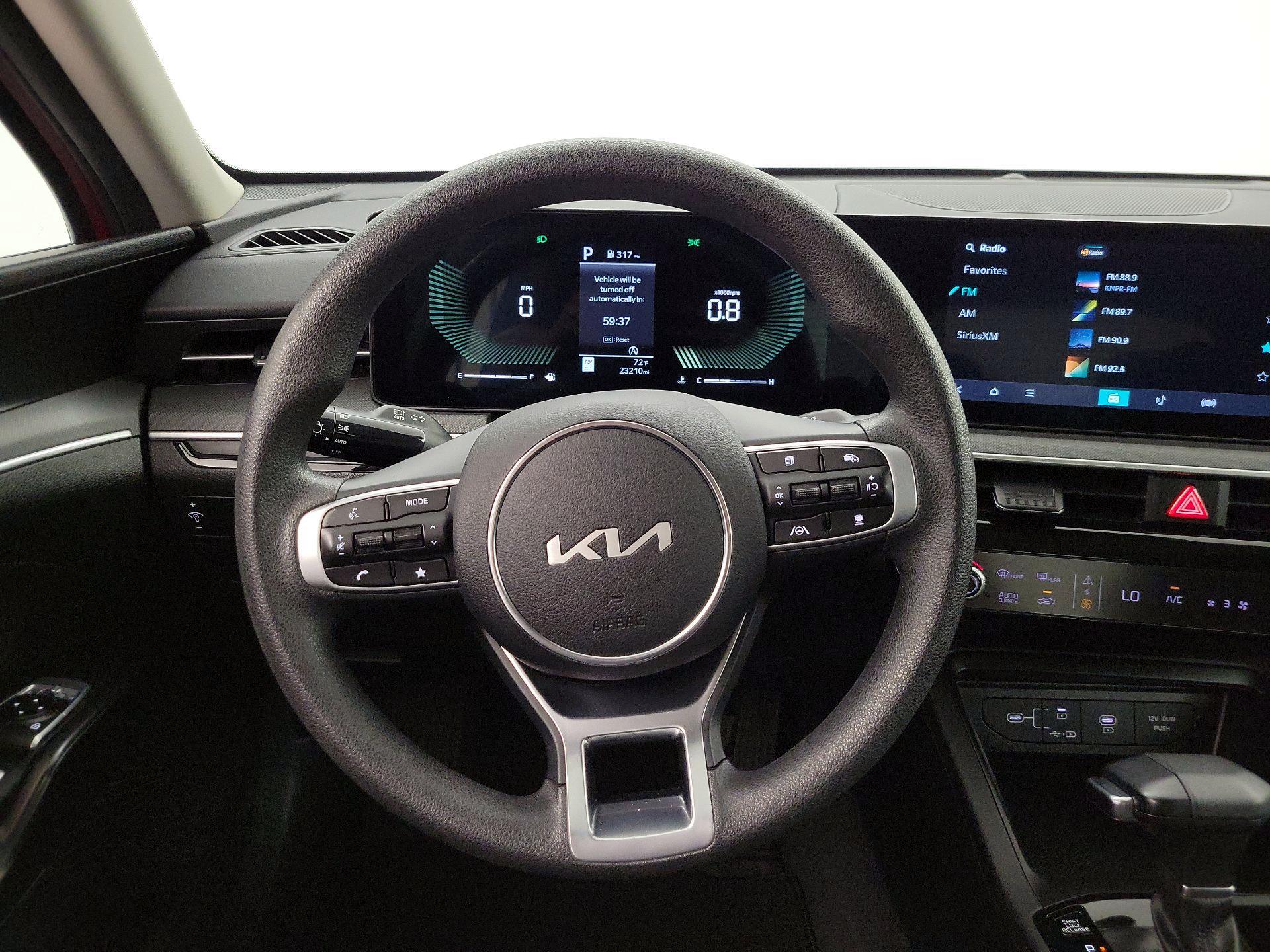 Thumbnail: 2025 Kia K5 - 10