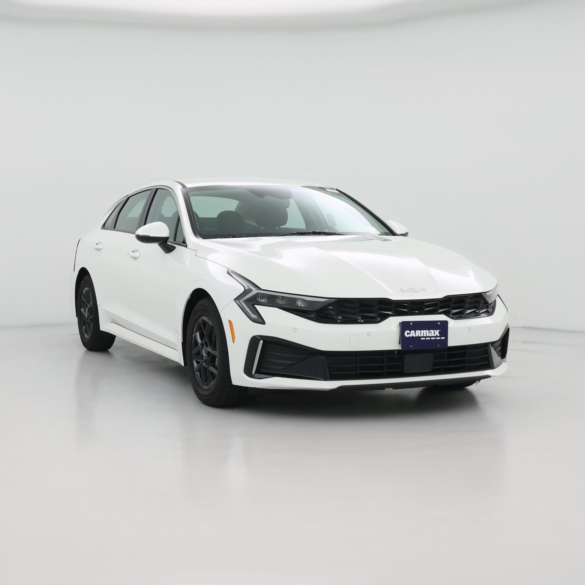 Thumbnail: 2025 Kia K5 - 1