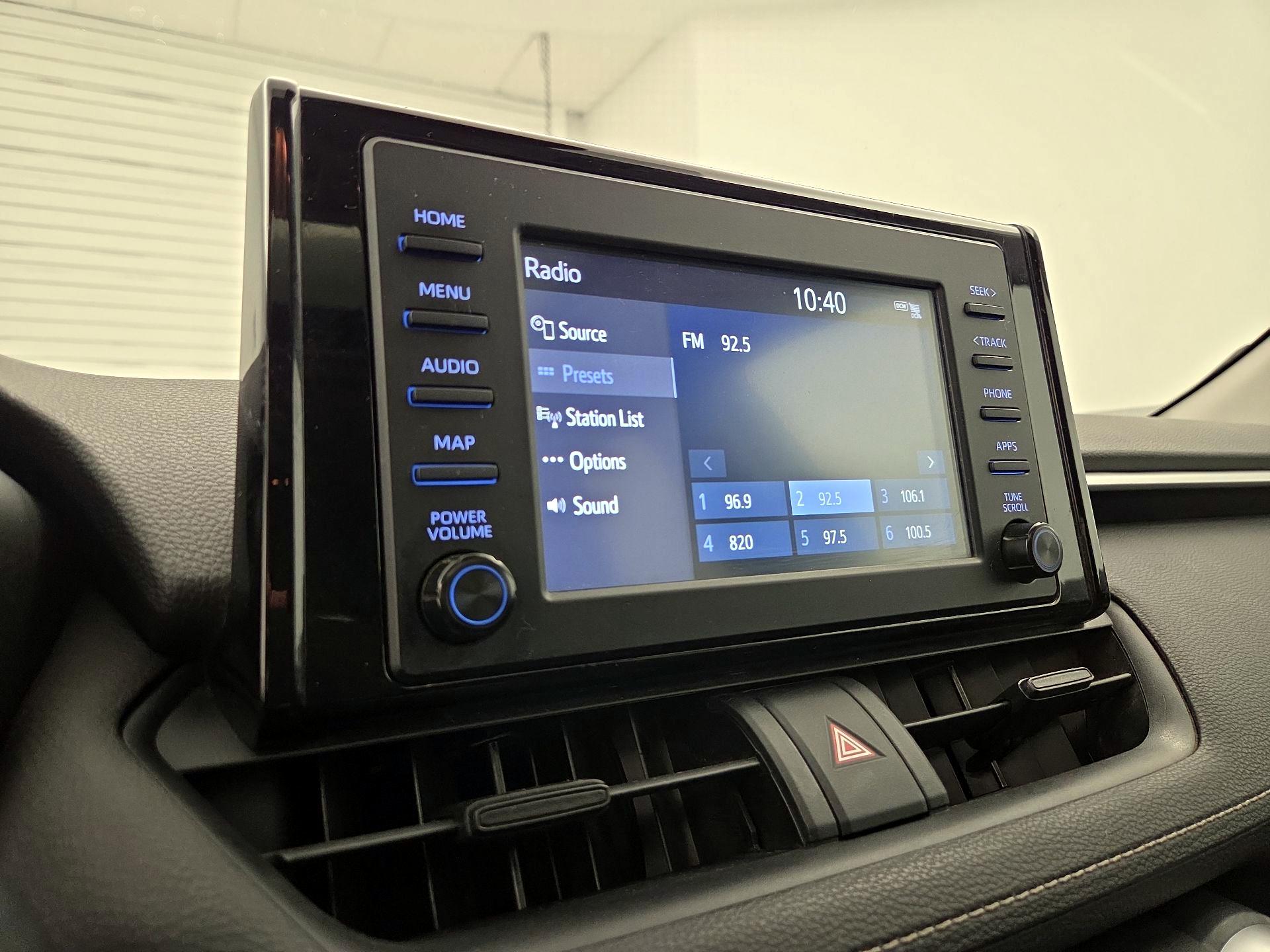 Thumbnail: 2019 Toyota RAV4 - 15