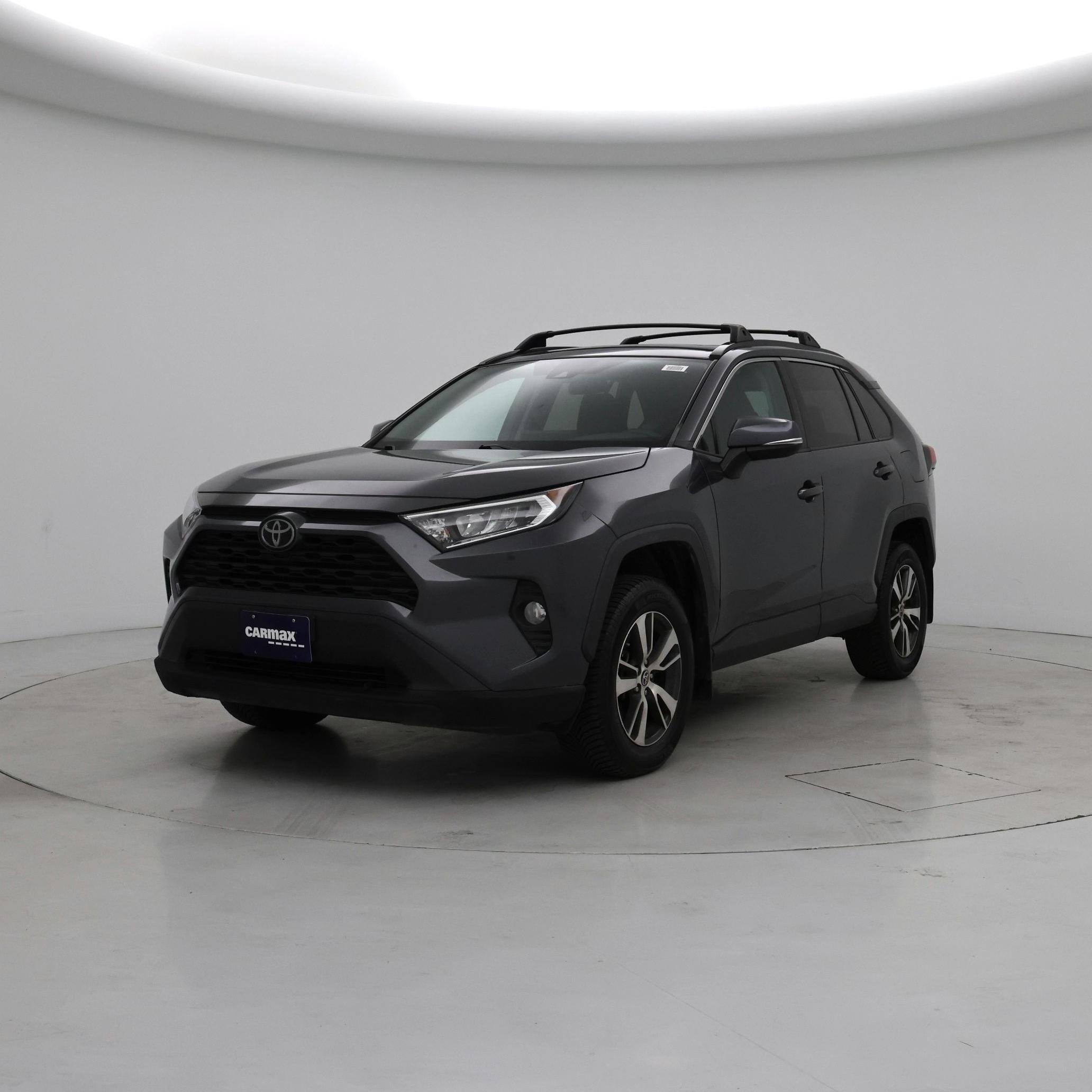 Thumbnail: 2019 Toyota RAV4 - 4