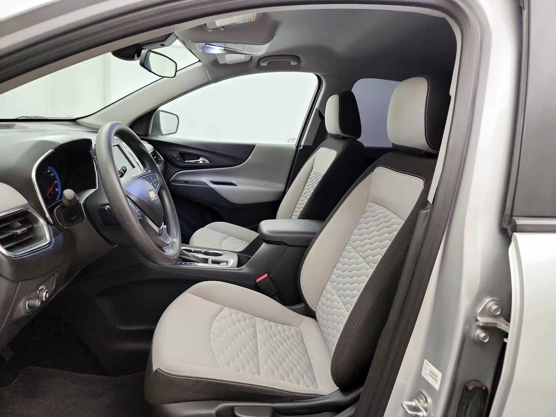 Thumbnail: 2021 Chevrolet Equinox - 11