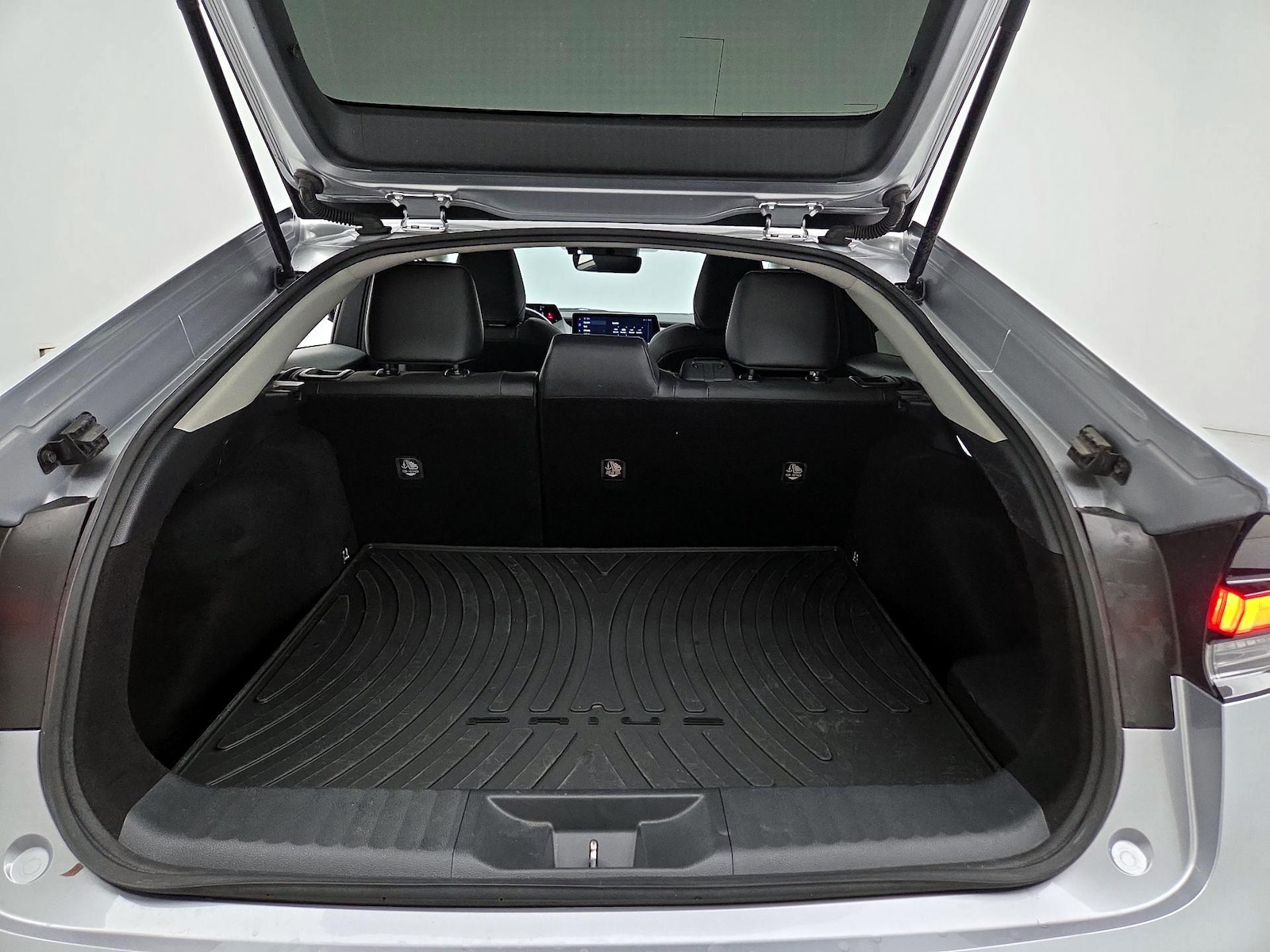 2024 Toyota Prius XLE - Photo 22