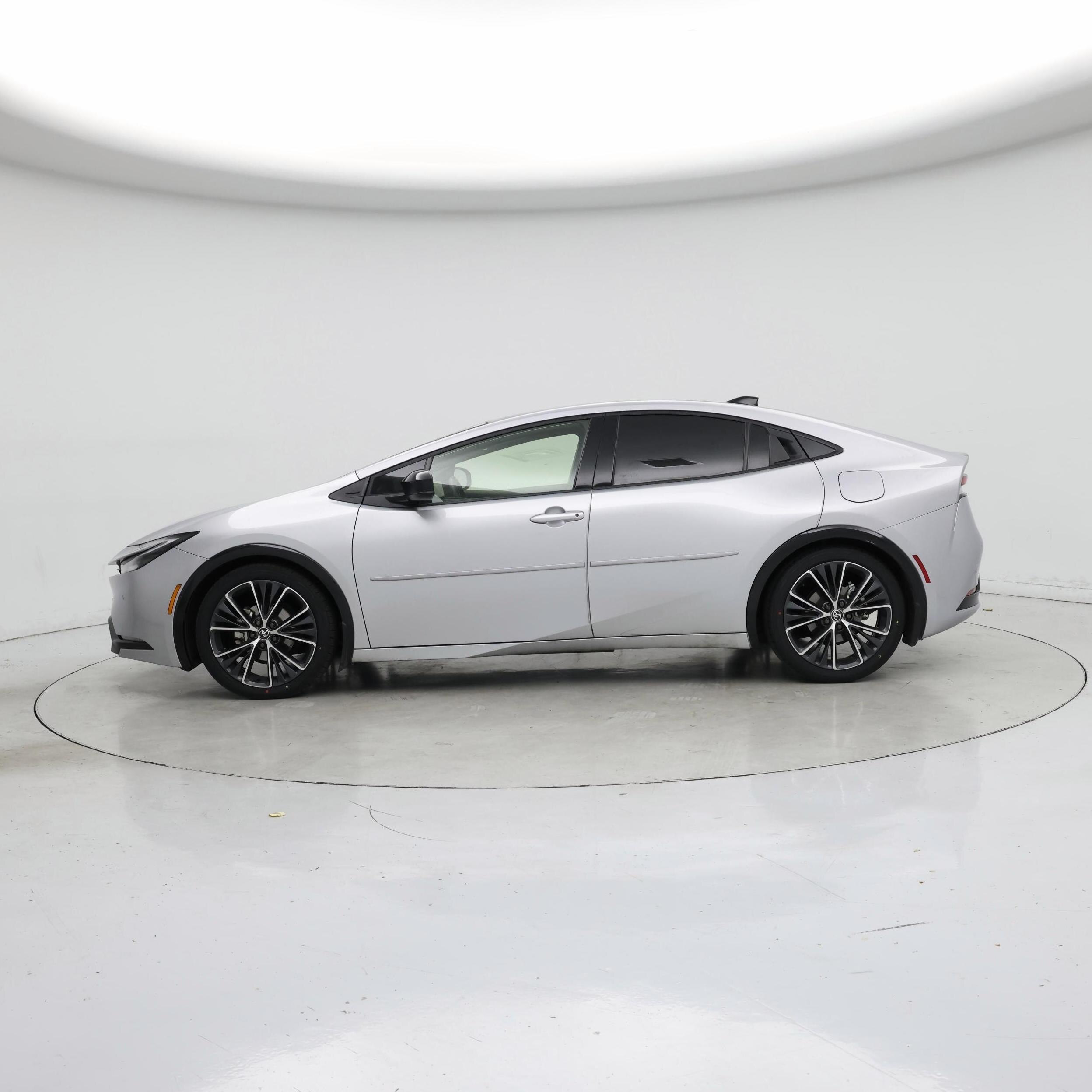 Thumbnail: 2024 Toyota Prius - 3
