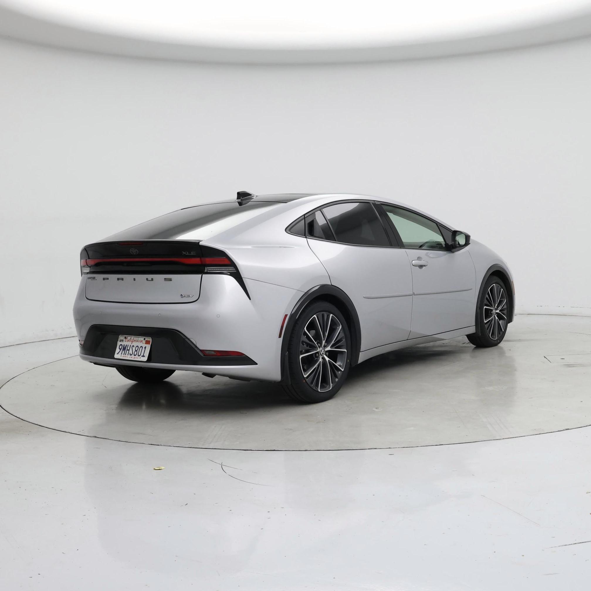 Thumbnail: 2024 Toyota Prius - 8