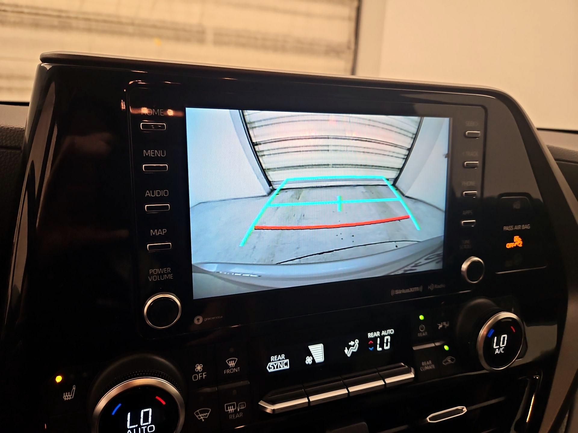 Thumbnail: 2022 Toyota Highlander - 15