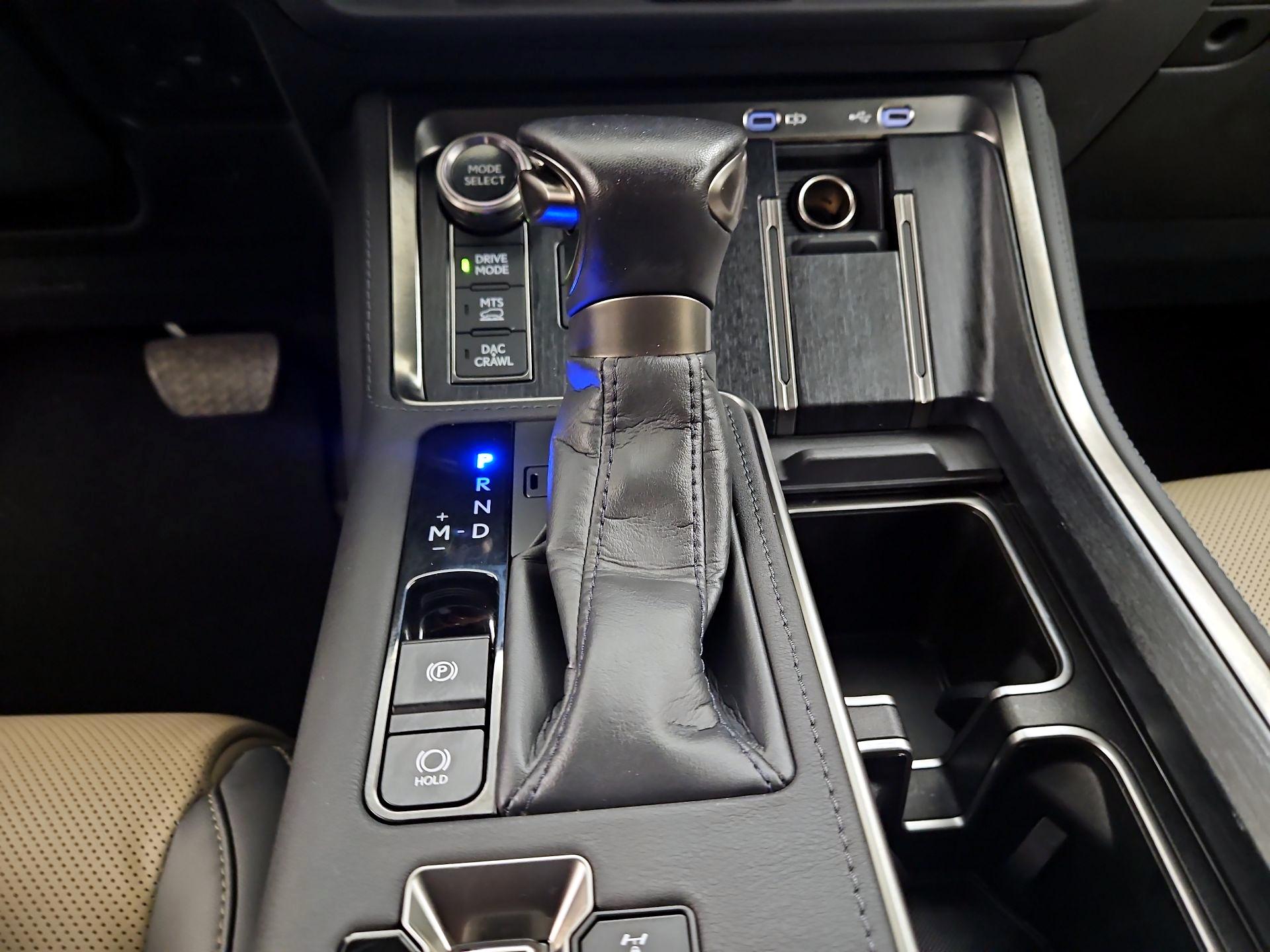 Thumbnail: 2025 Lexus GX - 17