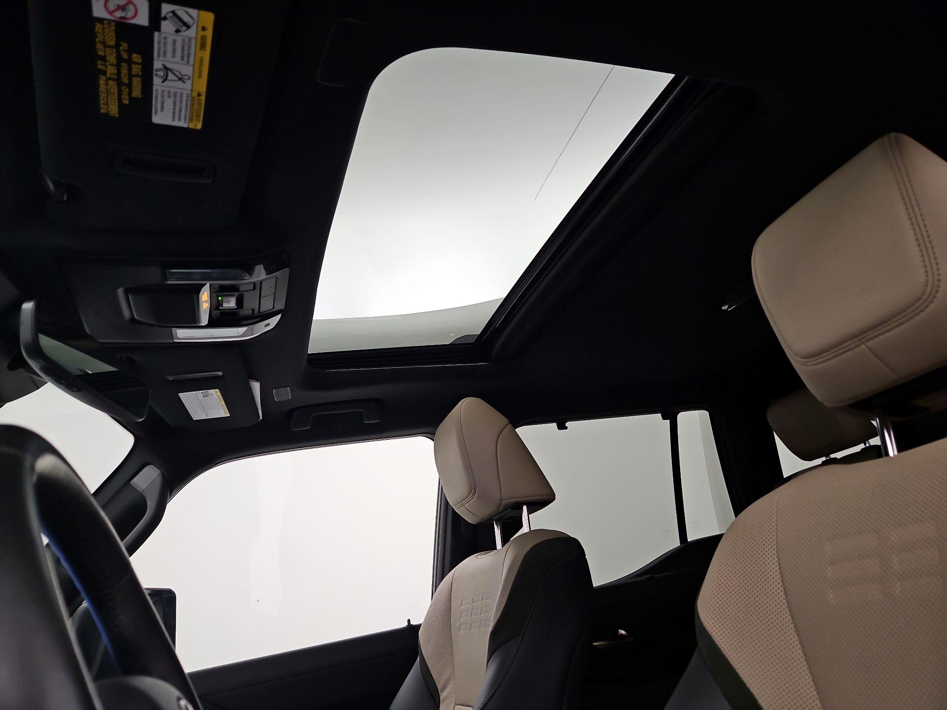 Thumbnail: 2025 Lexus GX - 19