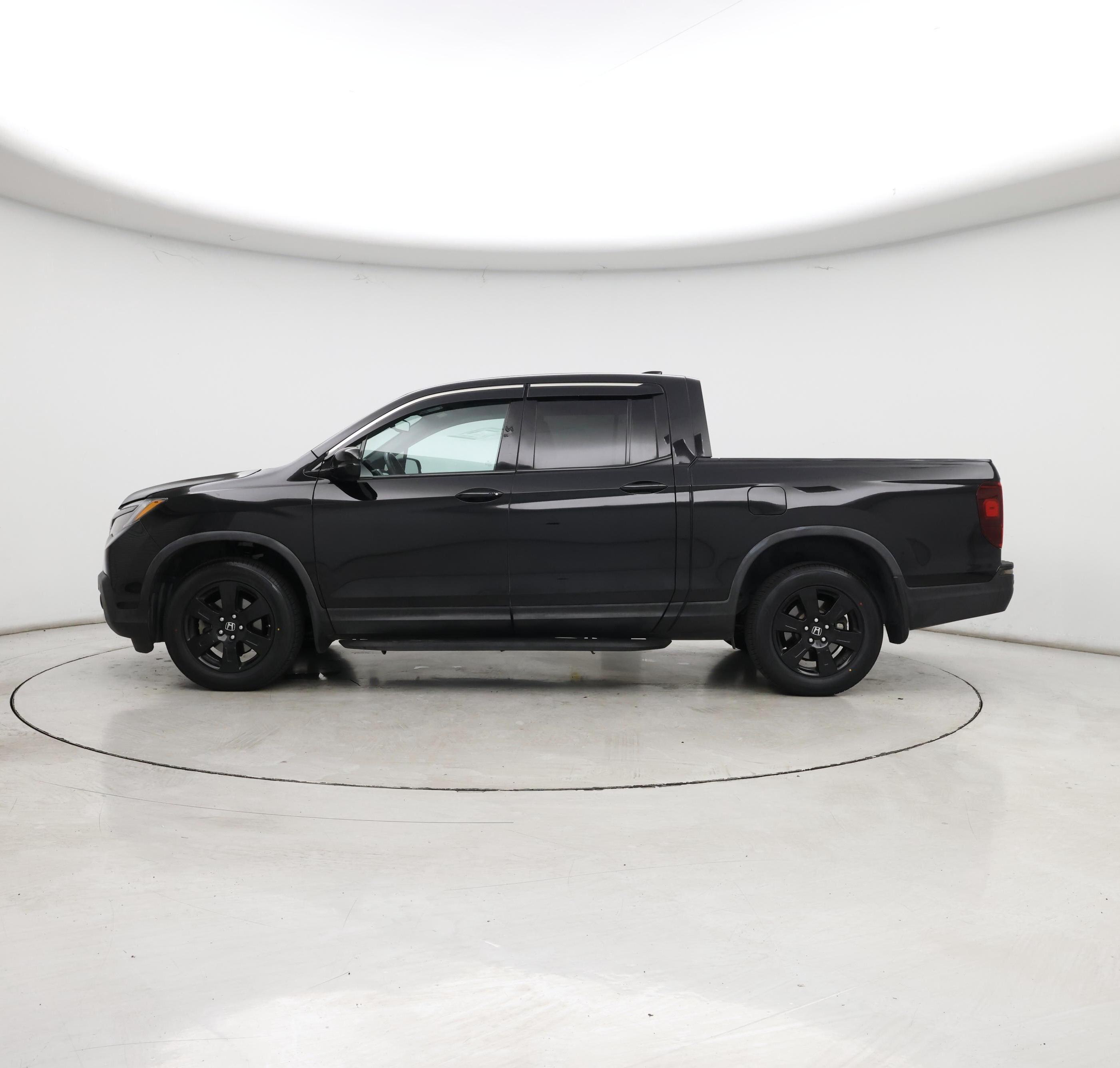 Thumbnail: 2017 Honda Ridgeline - 3