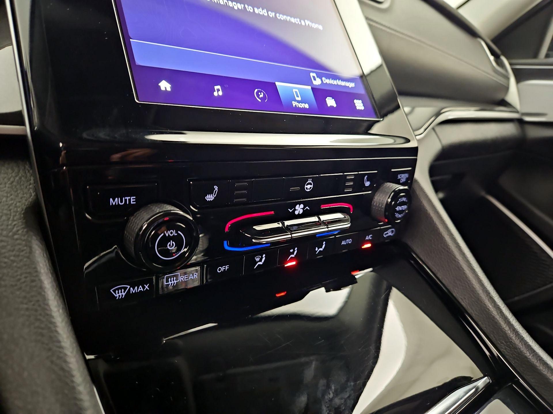 Thumbnail: 2022 Jeep Grand Cherokee L - 16
