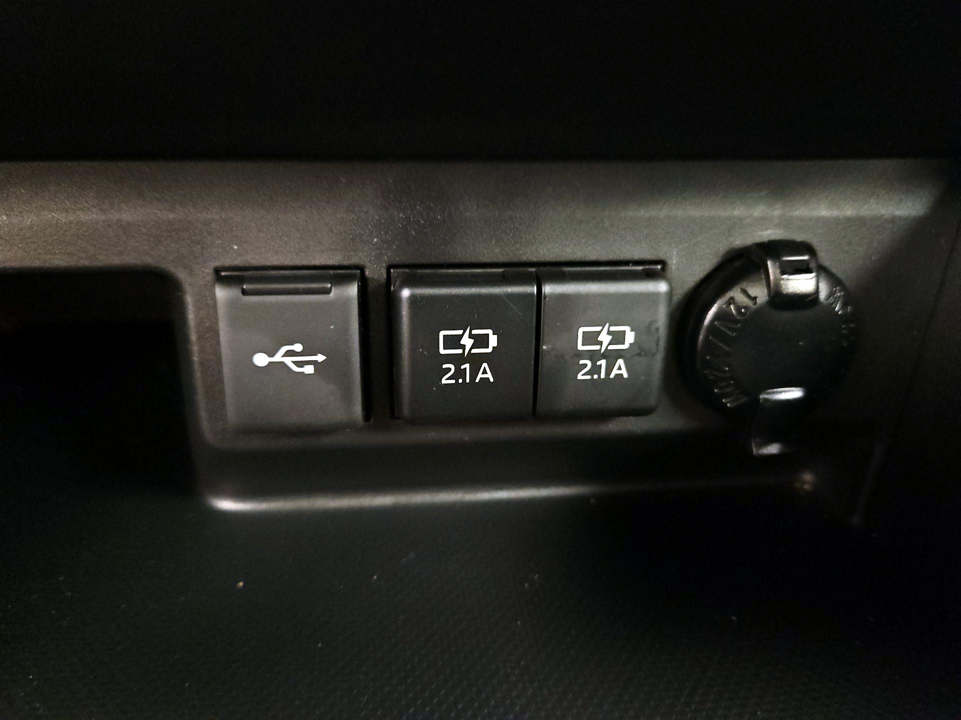 Thumbnail: 2021 Toyota Highlander - 19