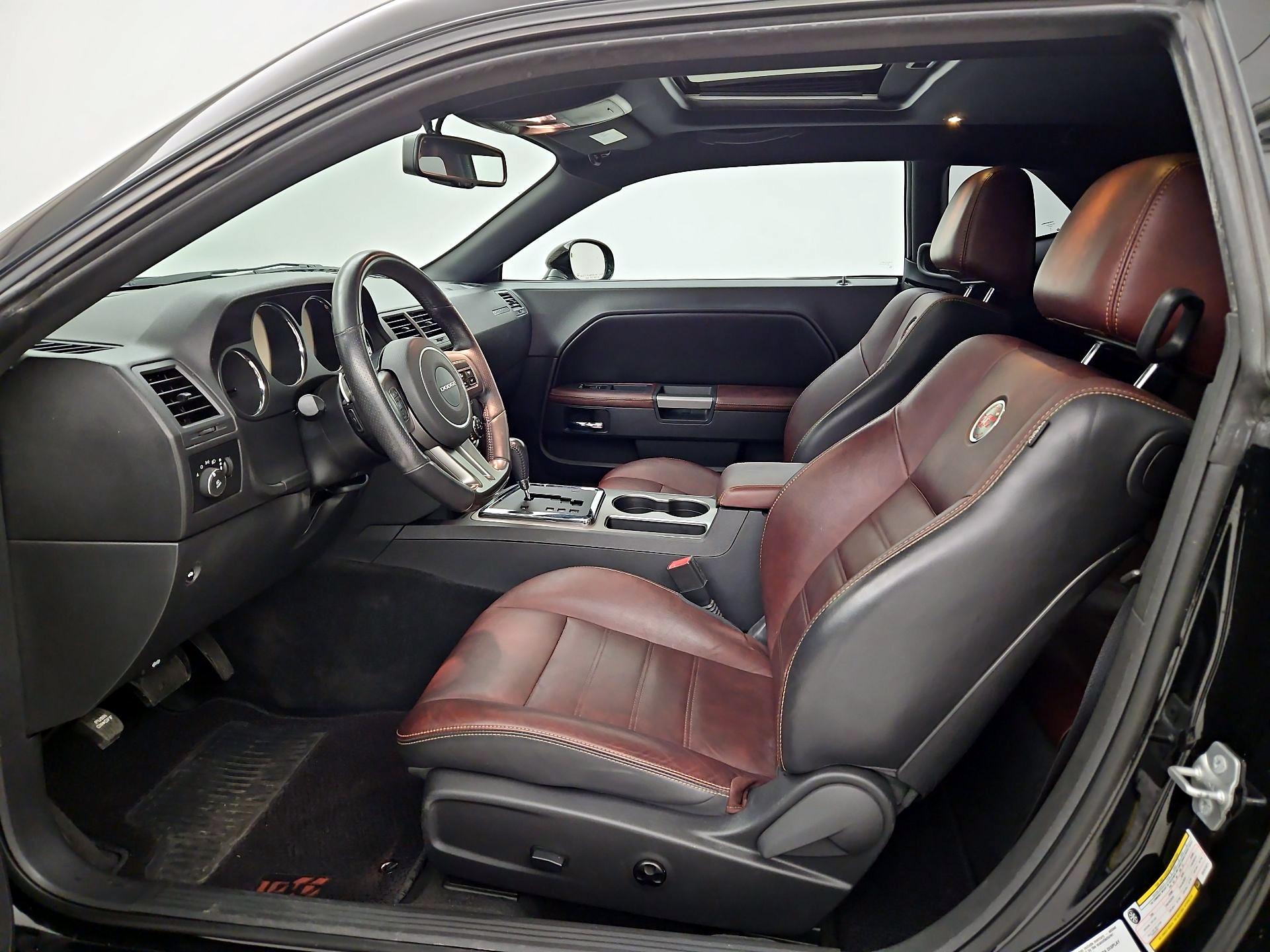 Thumbnail: 2014 Dodge Challenger - 11