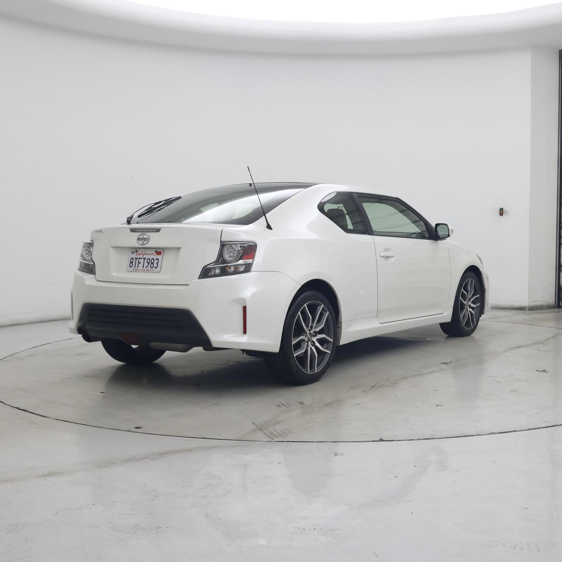 Thumbnail: 2016 Scion tC - 8