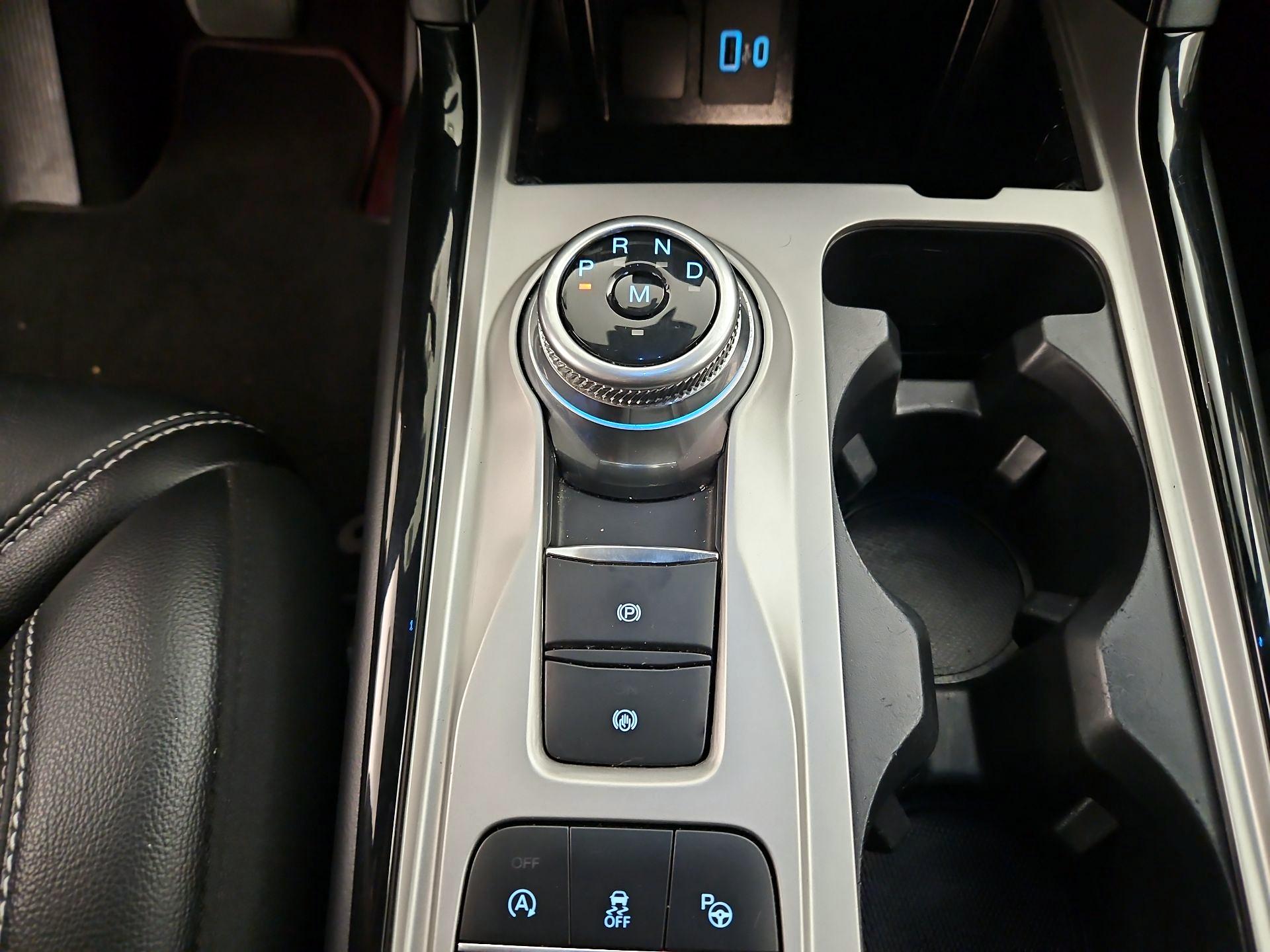 Thumbnail: 2022 Ford Explorer - 18