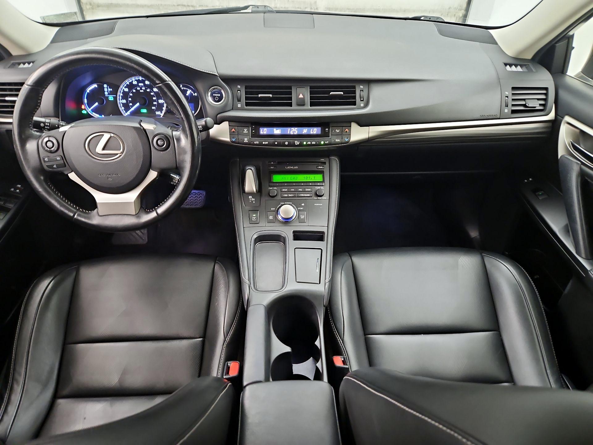 Thumbnail: 2016 Lexus CT - 9