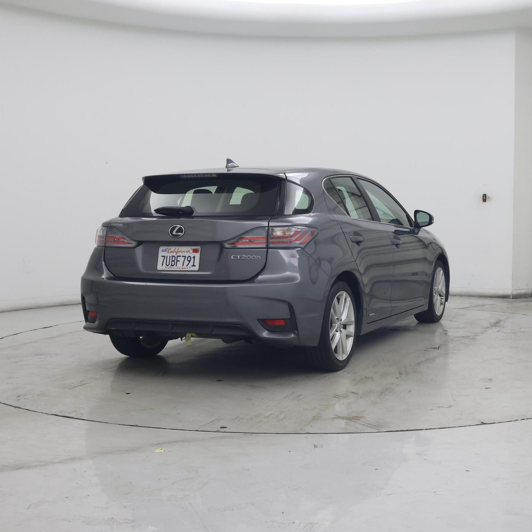 Thumbnail: 2016 Lexus CT - 8