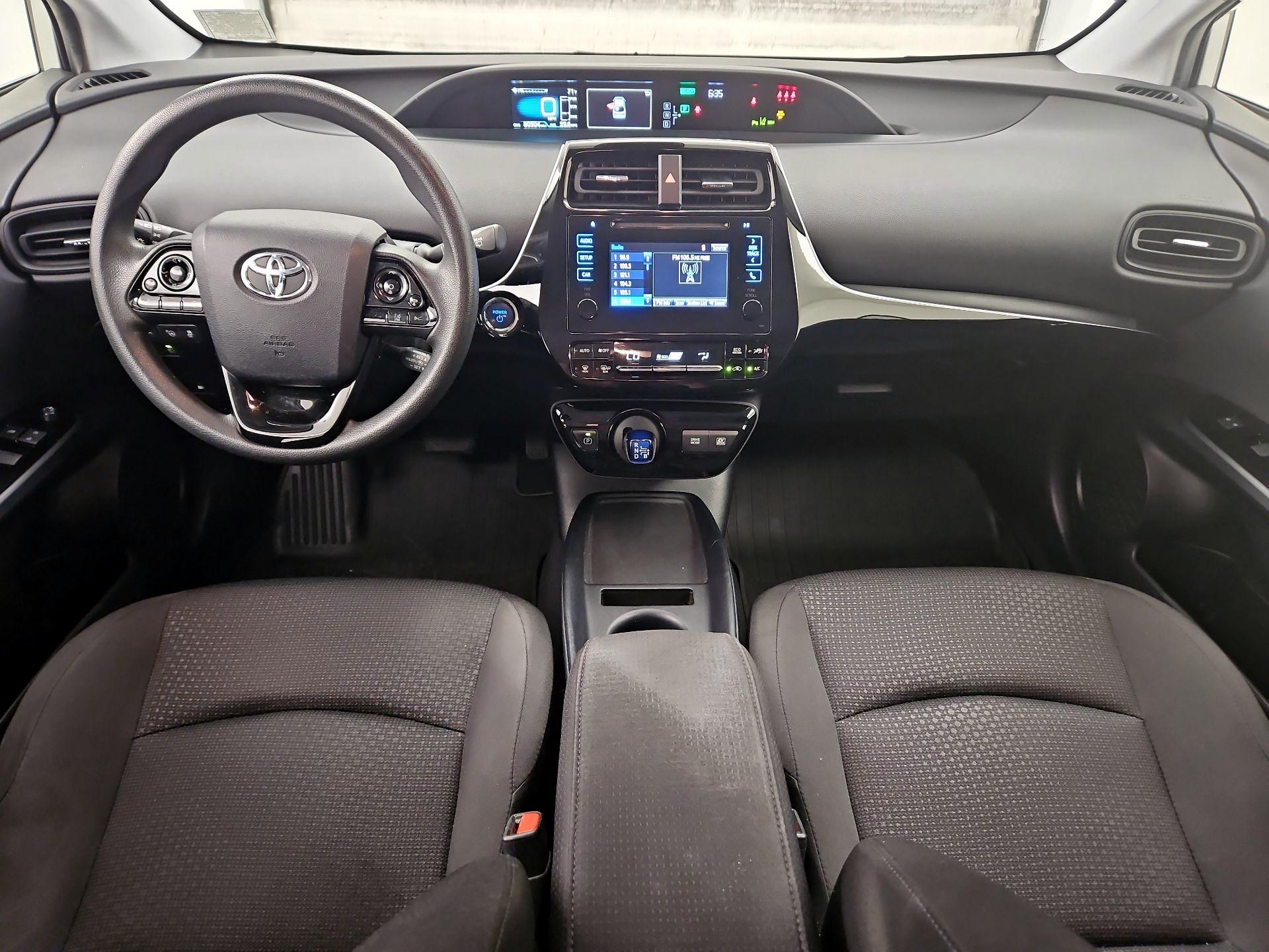 Thumbnail: 2019 Toyota Prius - 9