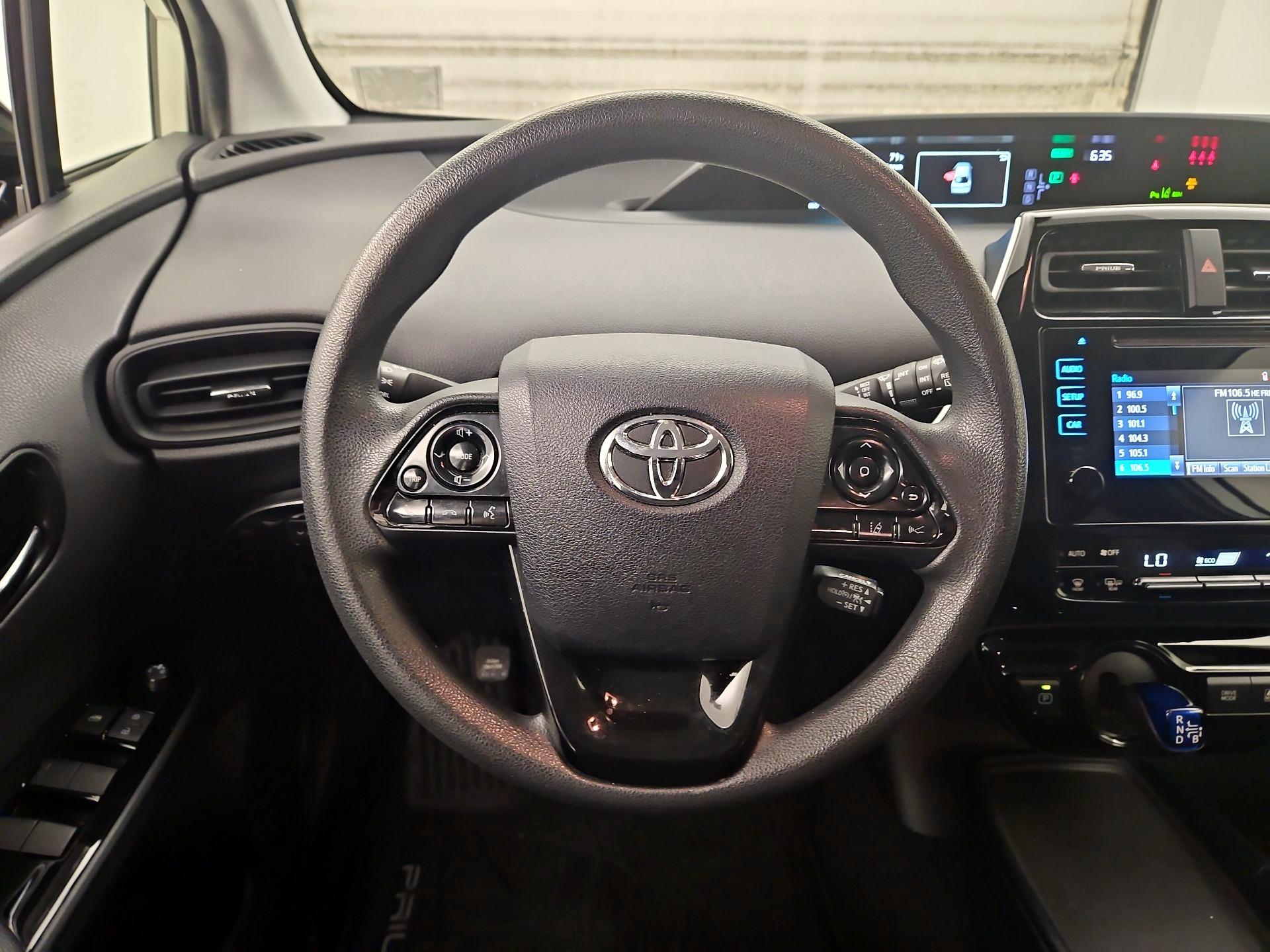 Thumbnail: 2019 Toyota Prius - 10