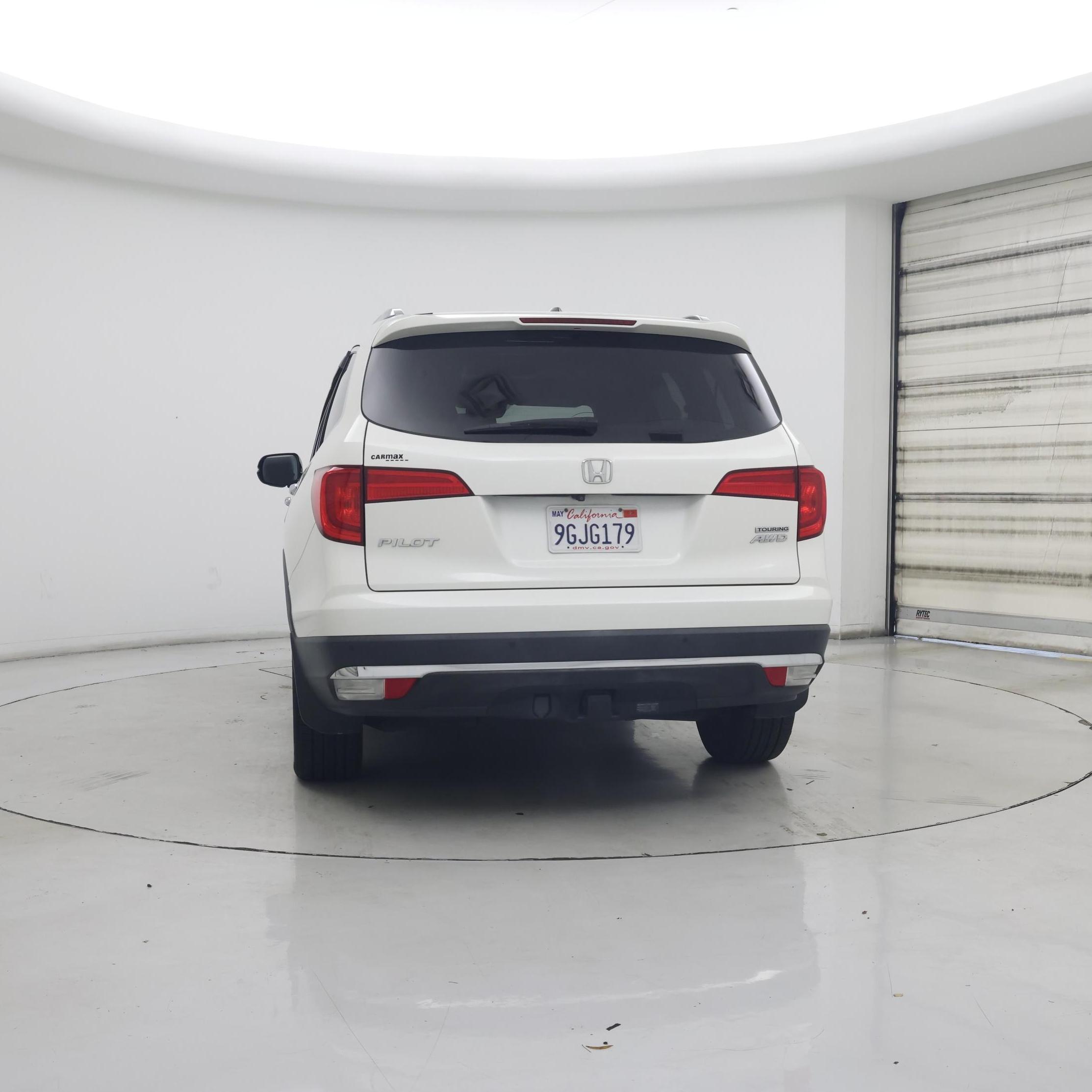Thumbnail: 2017 Honda Pilot - 6