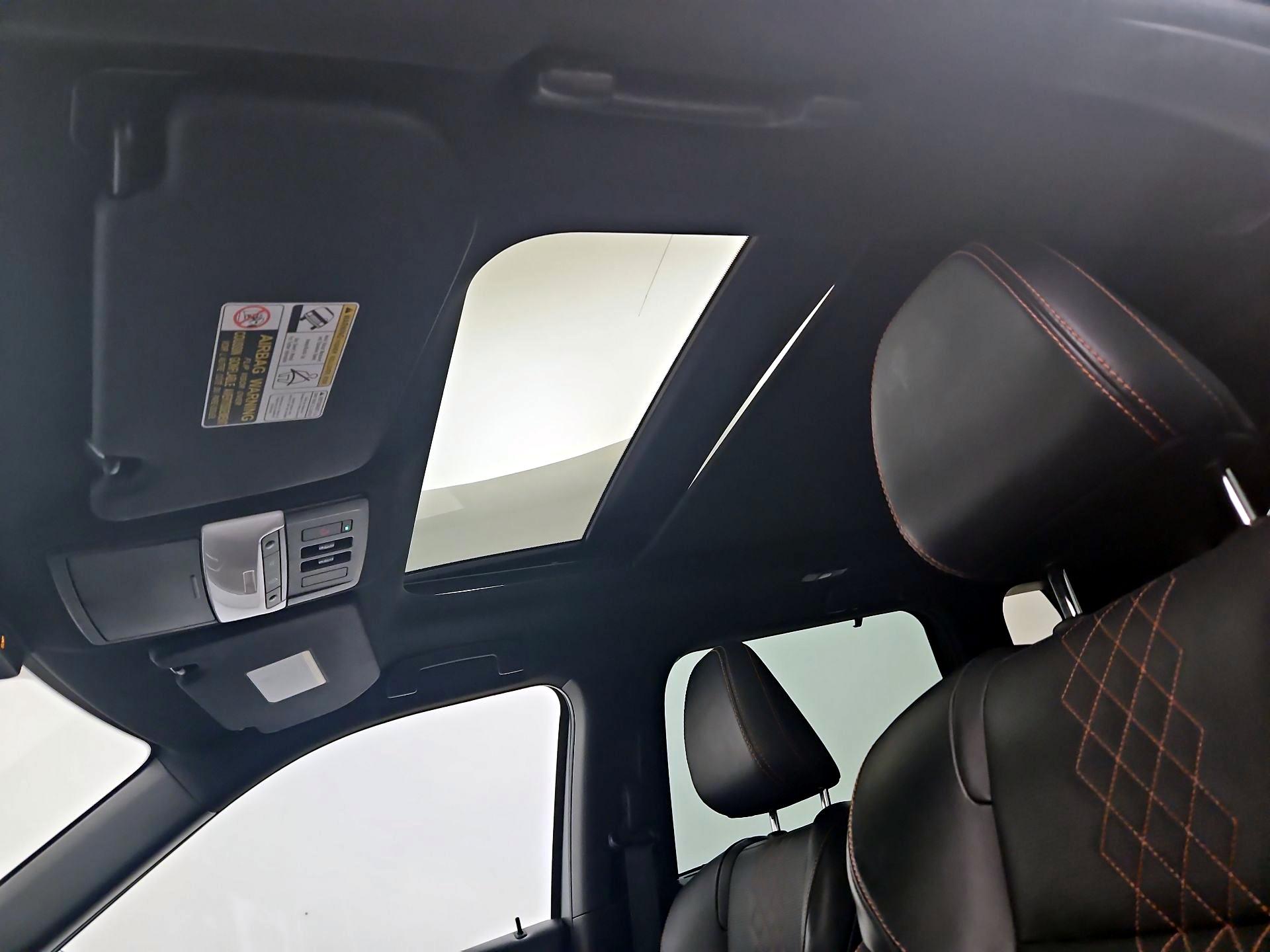 Thumbnail: 2022 Mitsubishi Outlander - 20