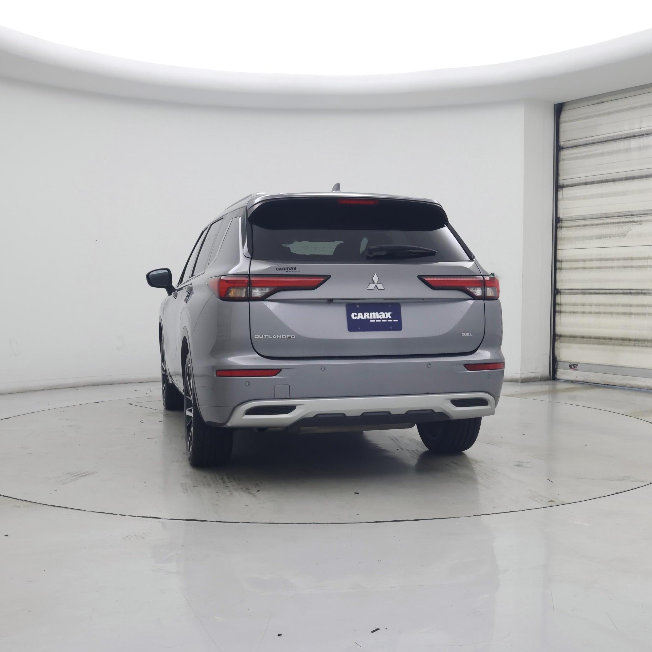 Thumbnail: 2022 Mitsubishi Outlander - 6