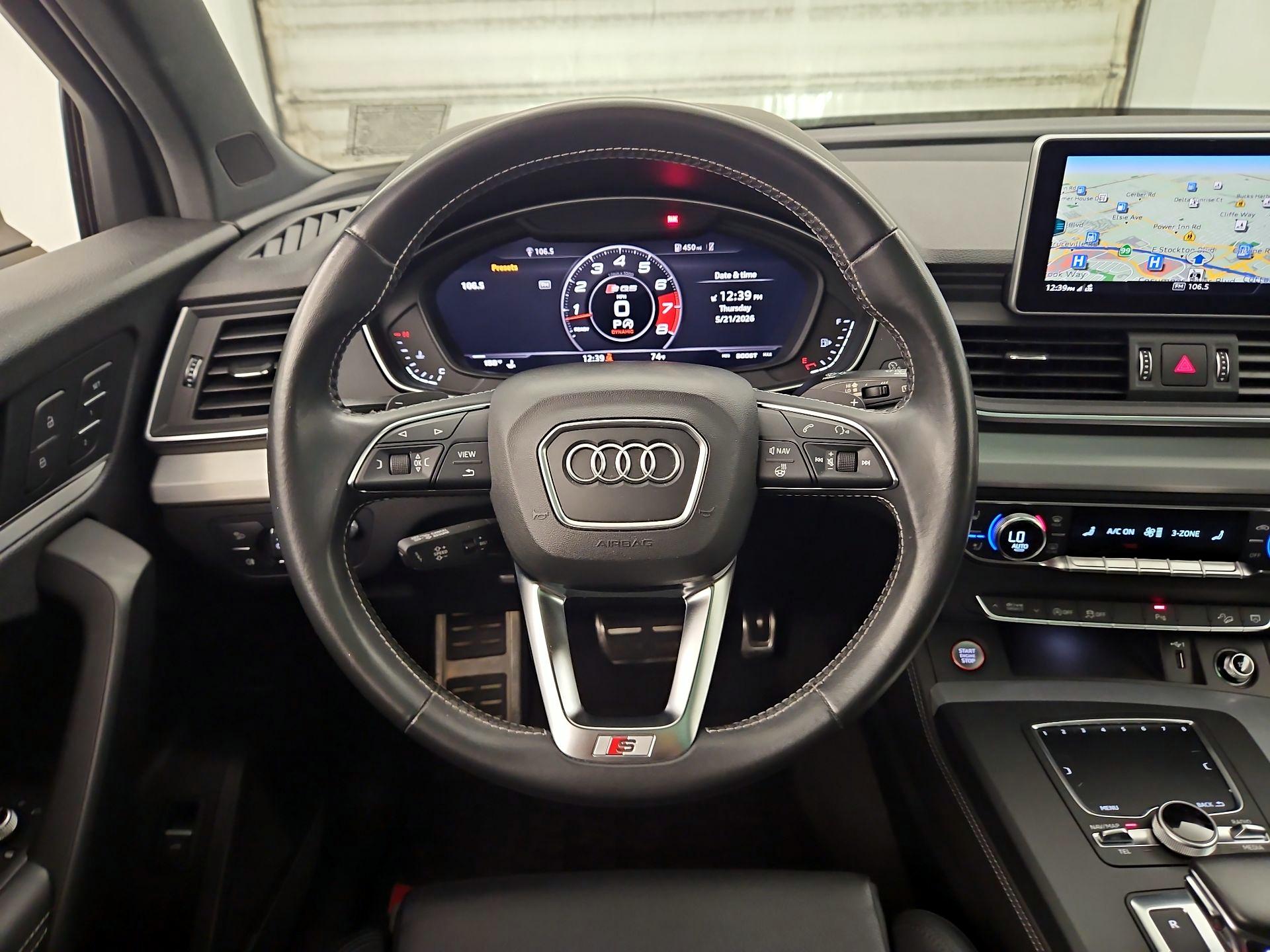 Thumbnail: 2018 Audi SQ5 - 10