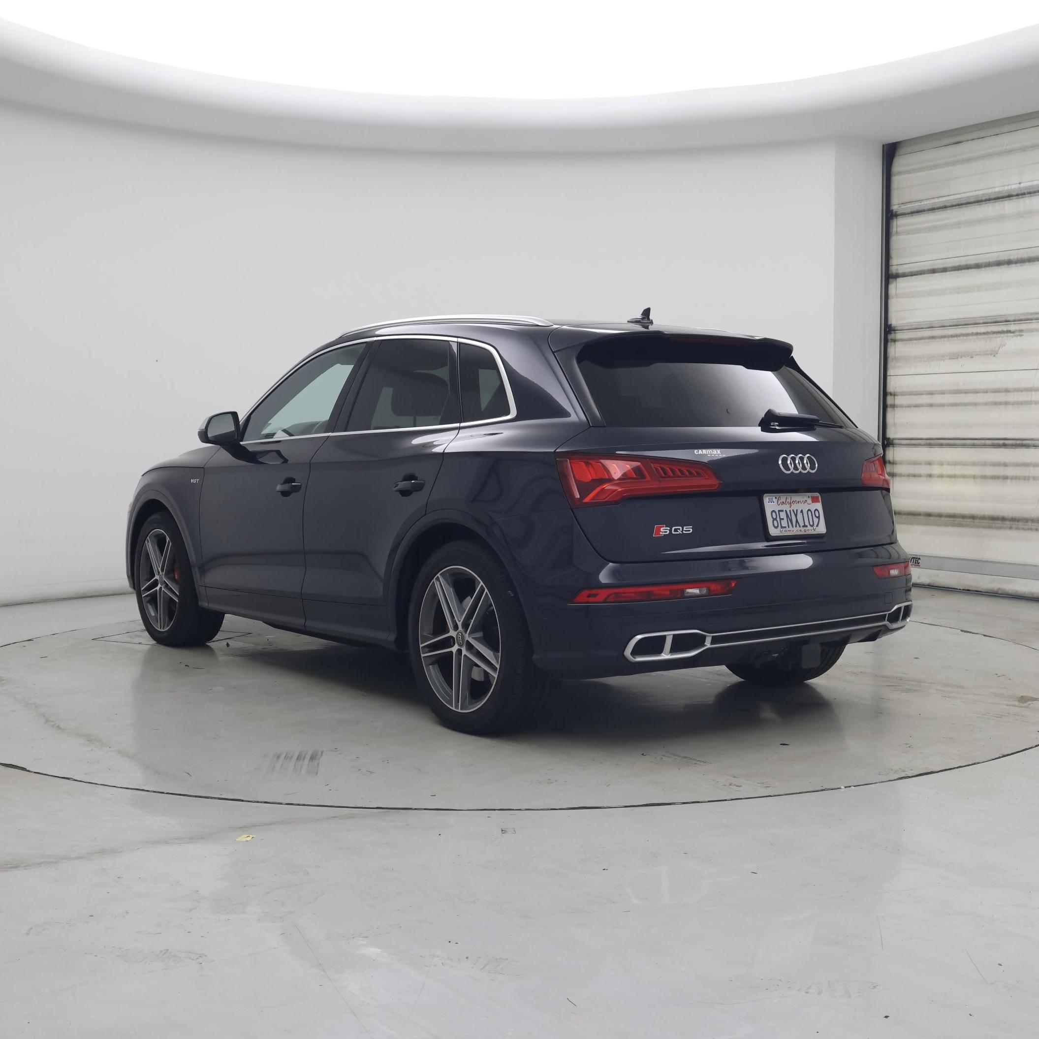 Thumbnail: 2018 Audi SQ5 - 2