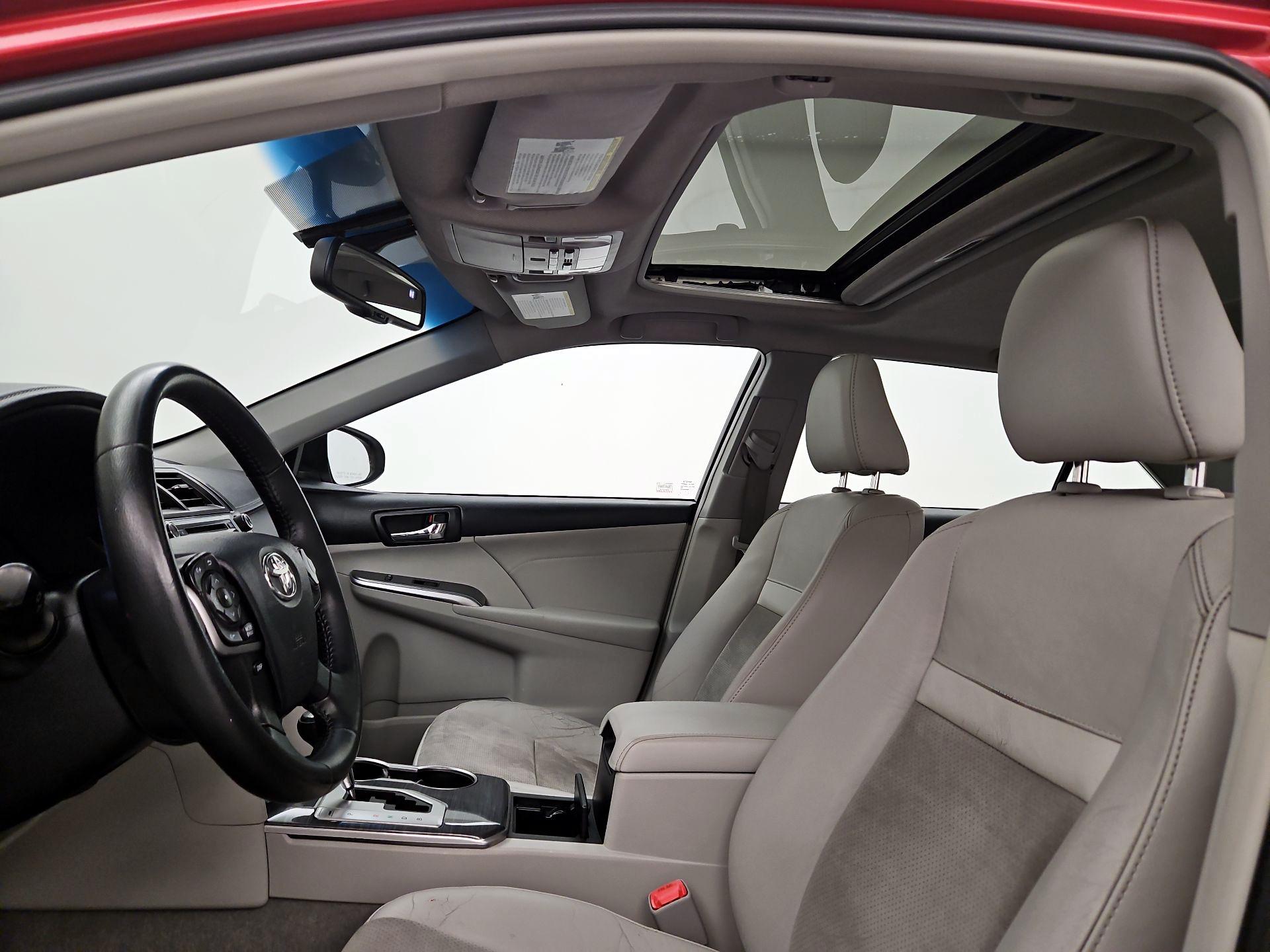 Thumbnail: 2014 Toyota Camry - 19