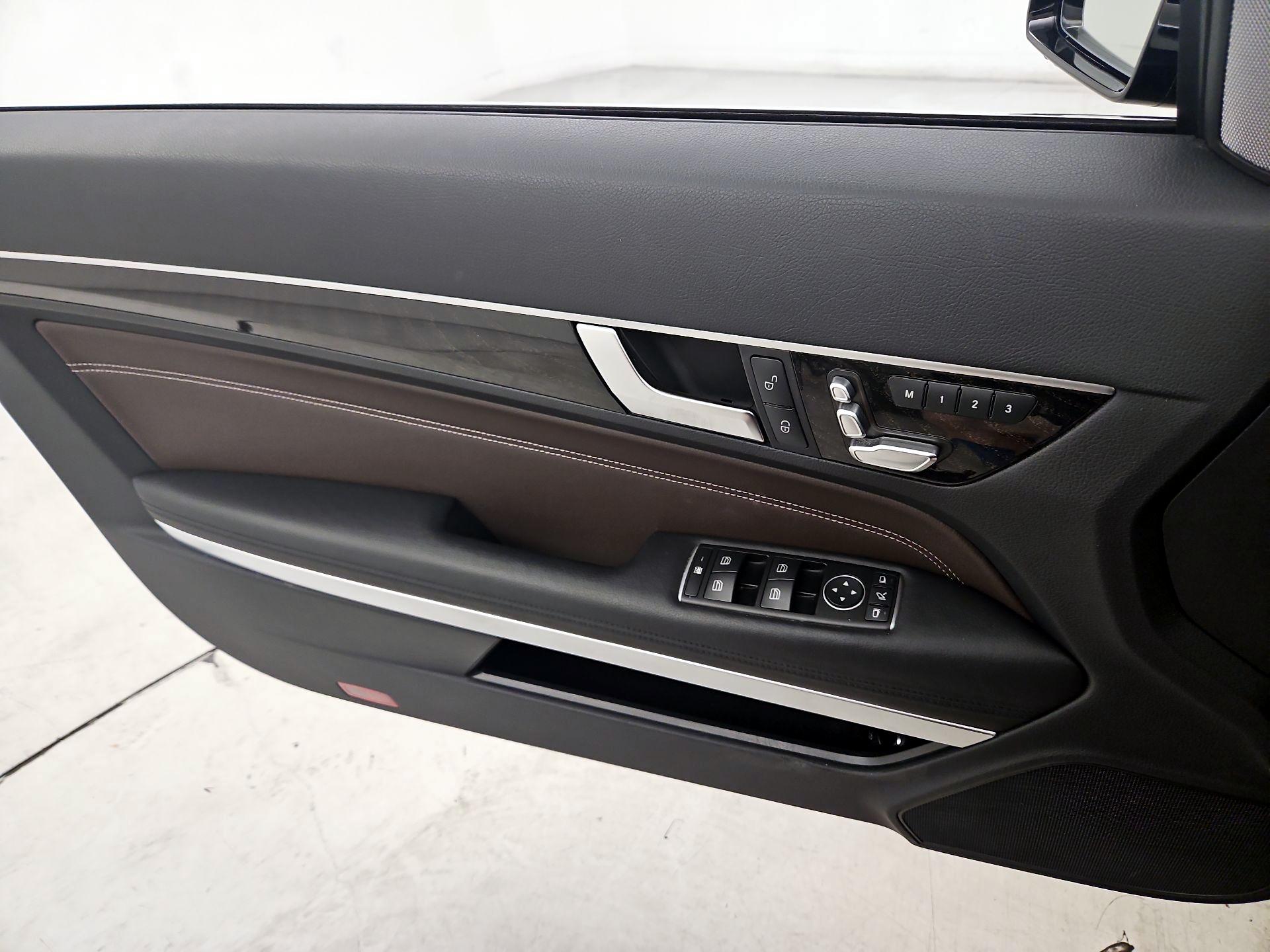 Thumbnail: 2017 Mercedes-Benz E-Class - 12
