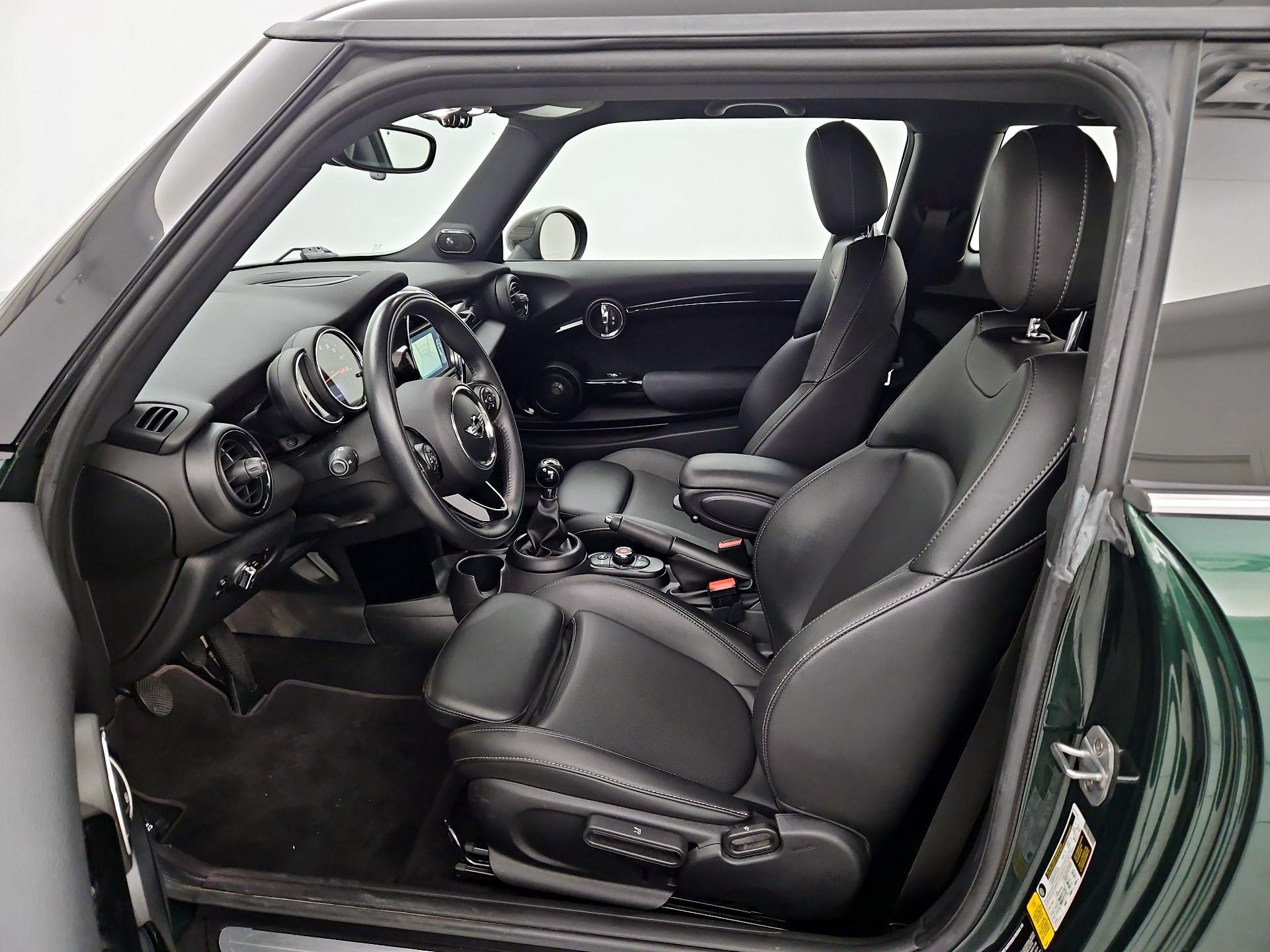 Thumbnail: 2018 MINI Cooper Hardtop - 11