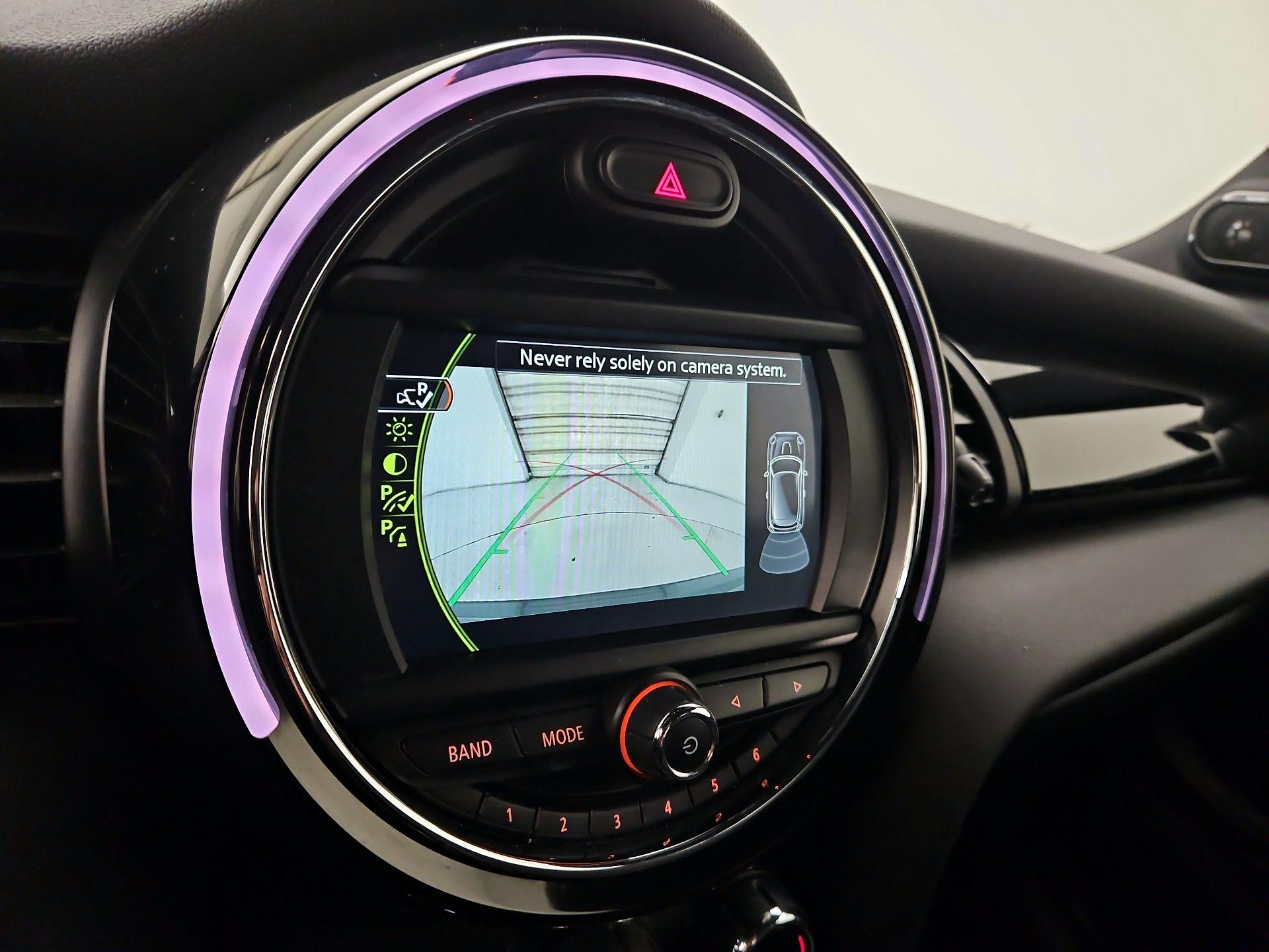 Thumbnail: 2018 MINI Cooper Hardtop - 13