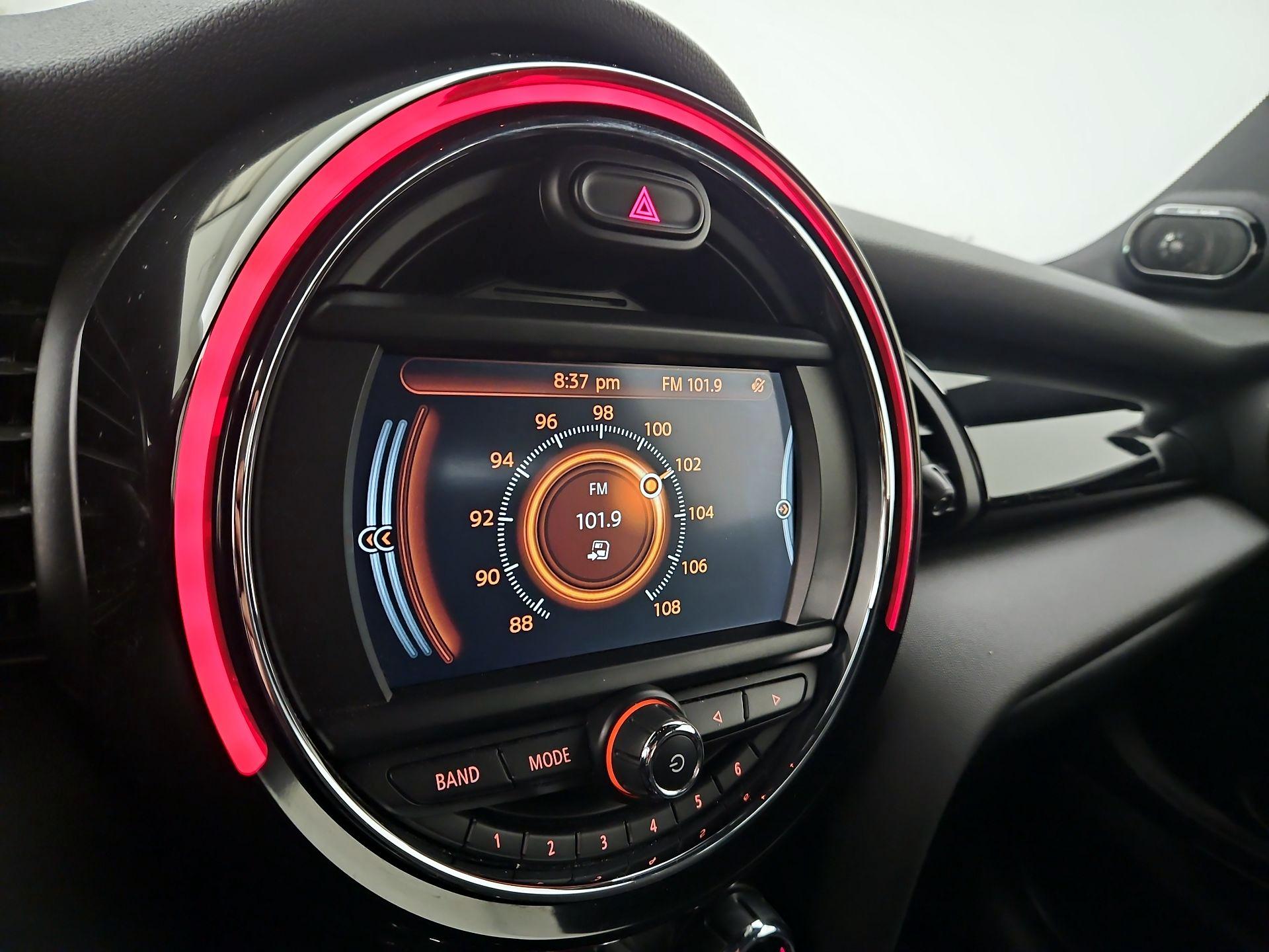 Thumbnail: 2018 MINI Cooper Hardtop - 14