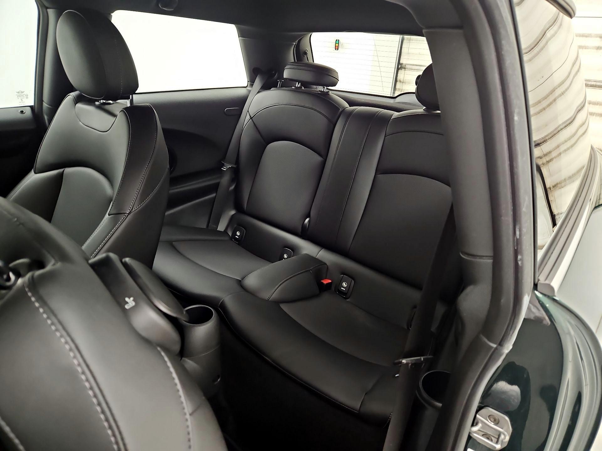 Thumbnail: 2018 MINI Cooper Hardtop - 18
