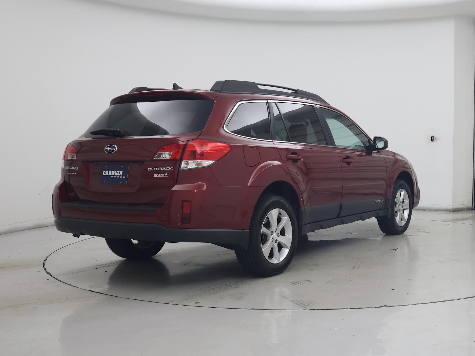 2014 Subaru Outback 2.5i Limited - Photo 9