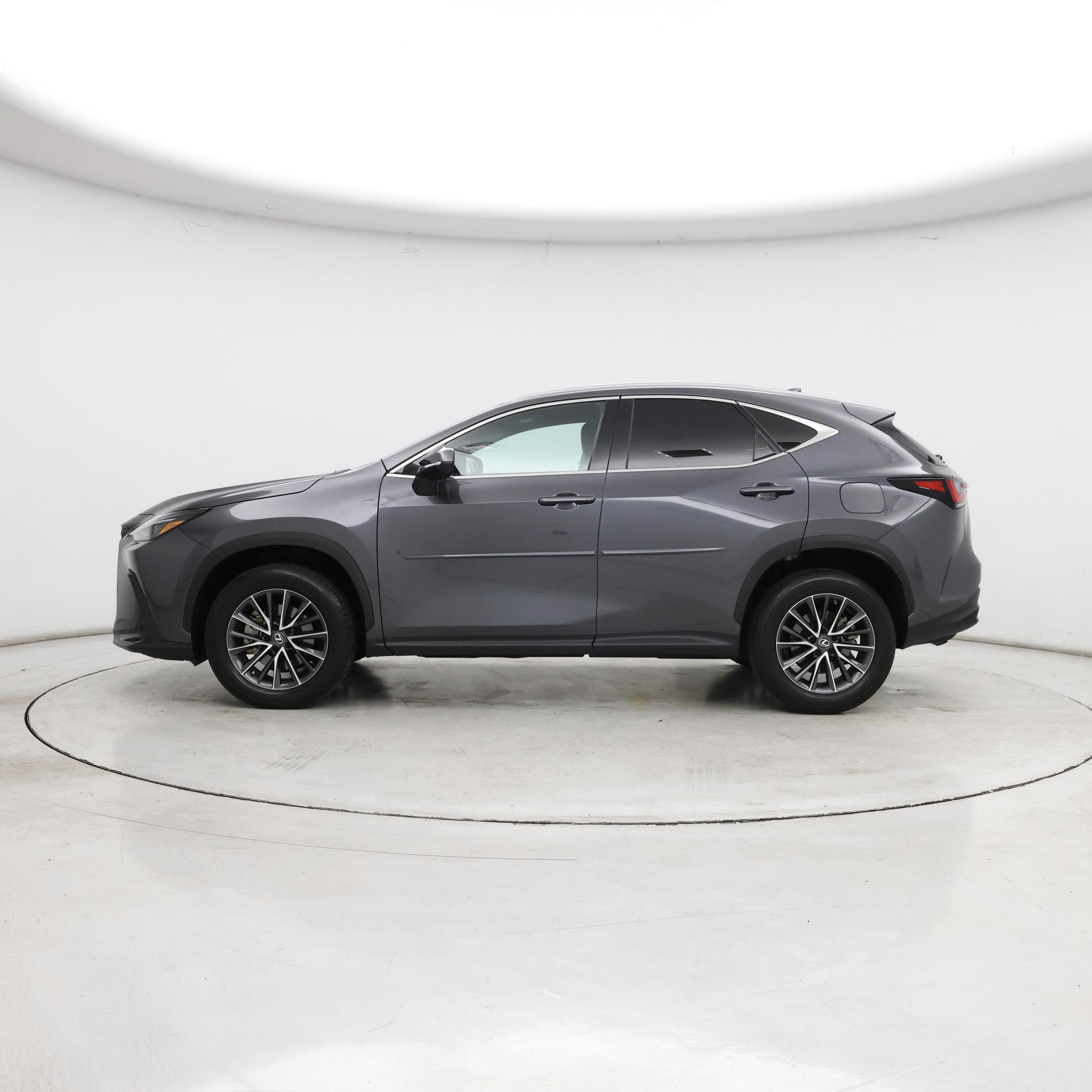 Thumbnail: 2022 Lexus NX - 3