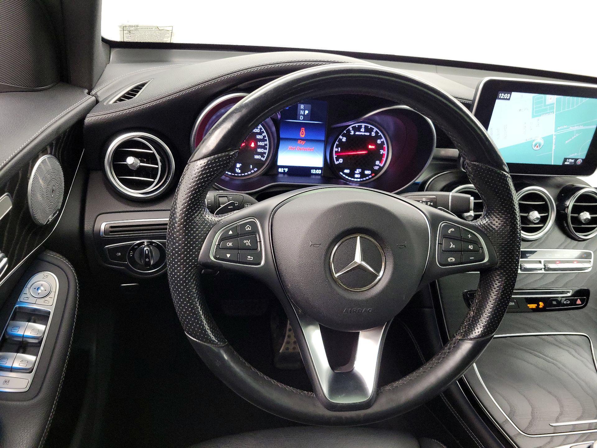 Thumbnail: 2017 Mercedes-Benz GLC - 10
