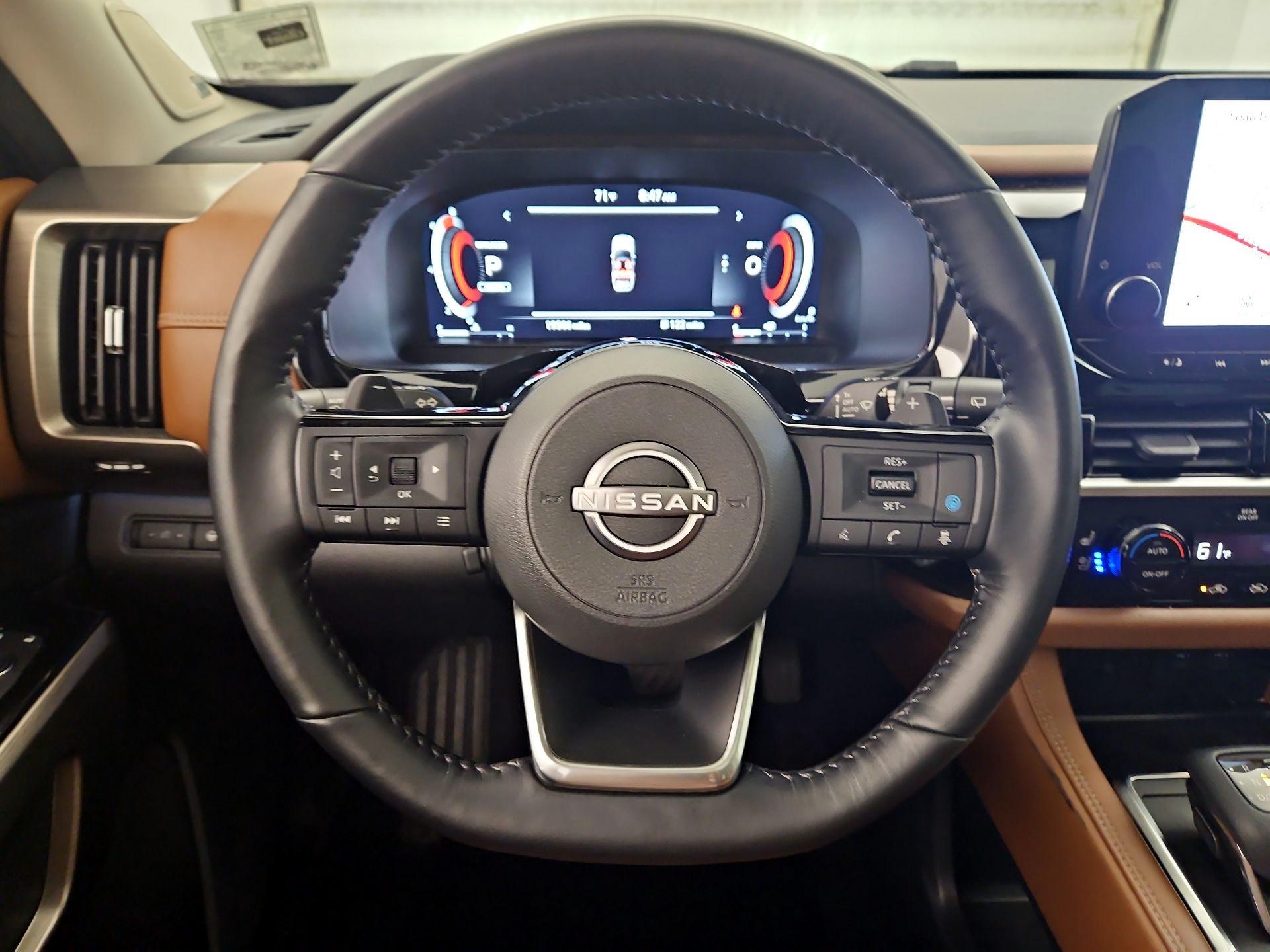 Thumbnail: 2023 Nissan Pathfinder - 10