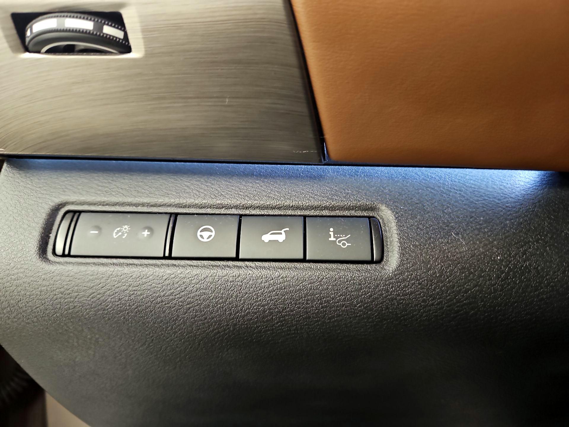 Thumbnail: 2023 Nissan Pathfinder - 13