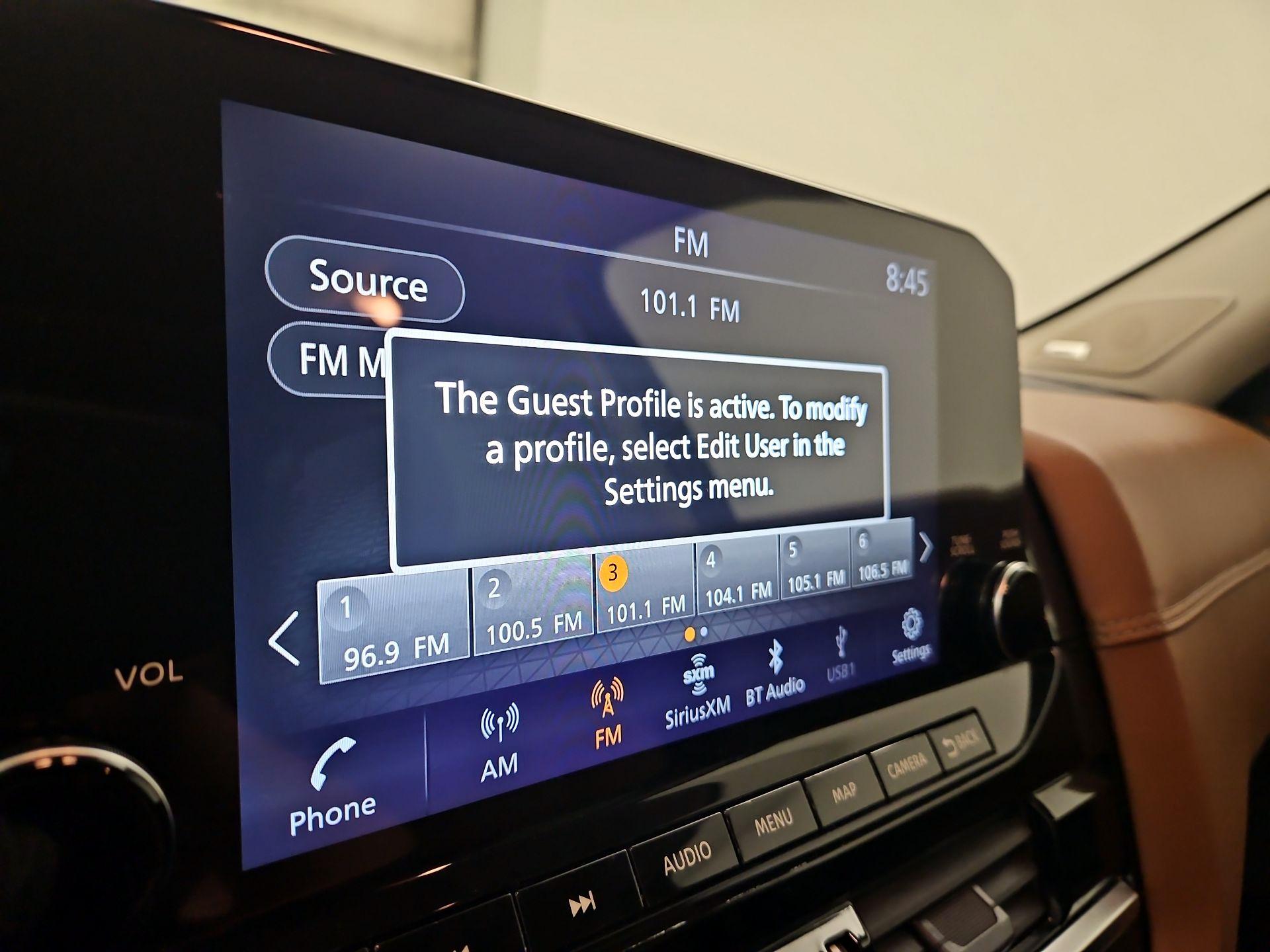 Thumbnail: 2023 Nissan Pathfinder - 16