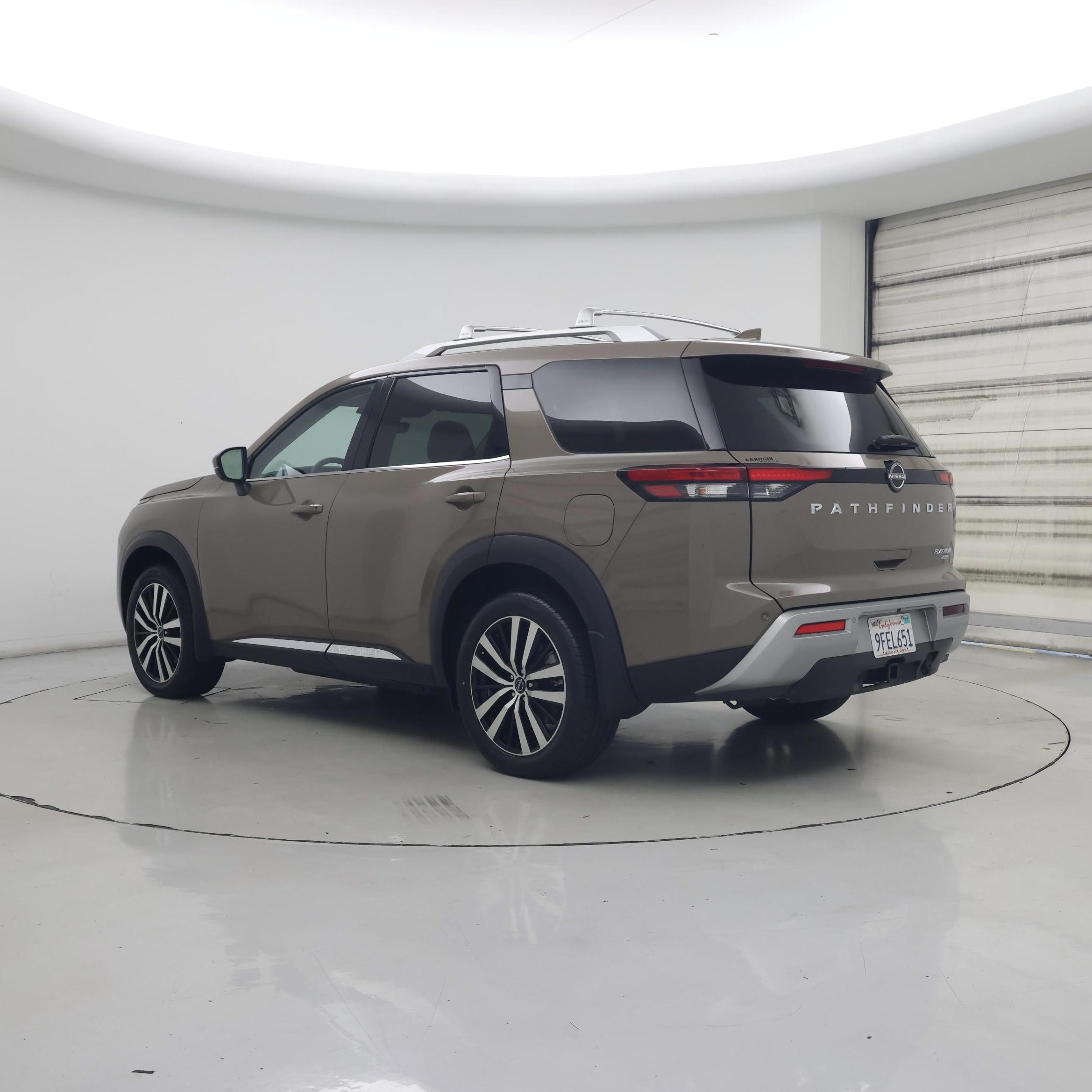 Thumbnail: 2023 Nissan Pathfinder - 2