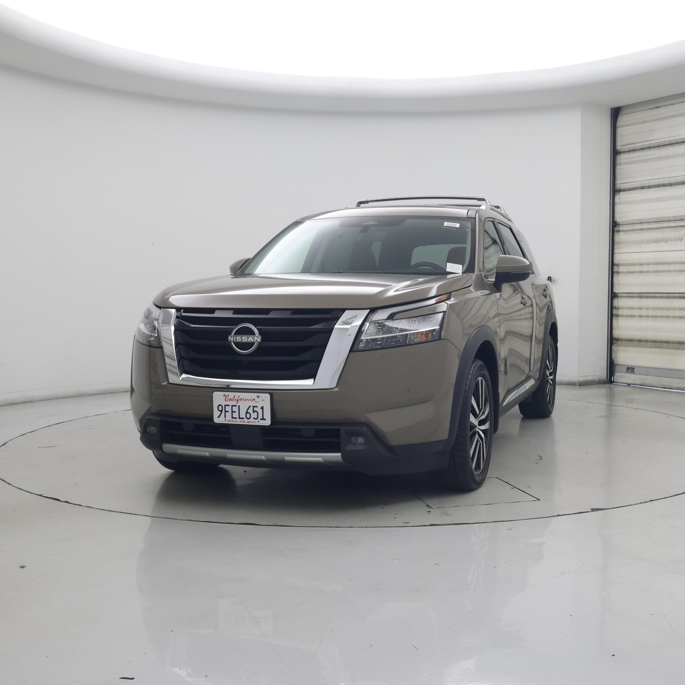 Thumbnail: 2023 Nissan Pathfinder - 4