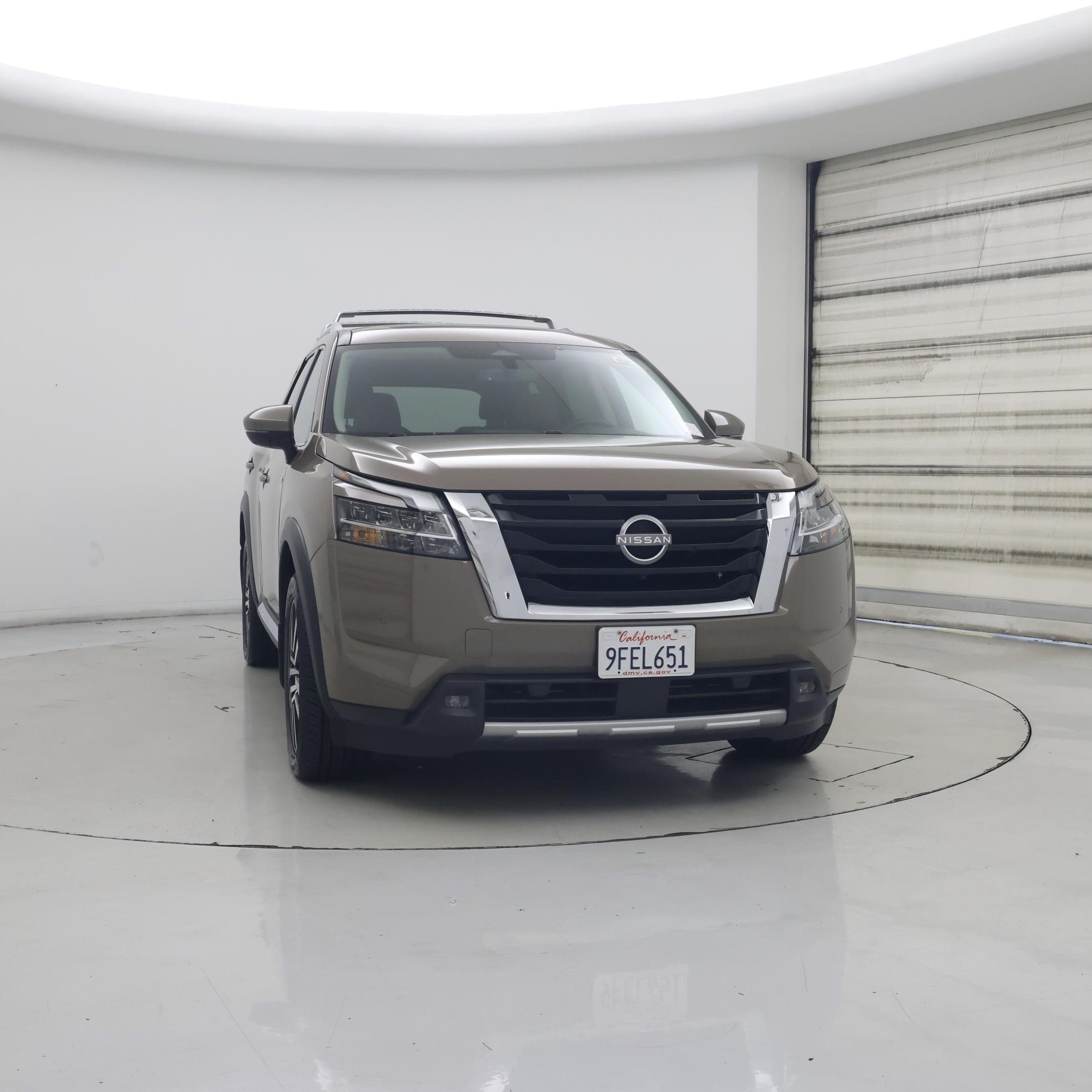 Thumbnail: 2023 Nissan Pathfinder - 5