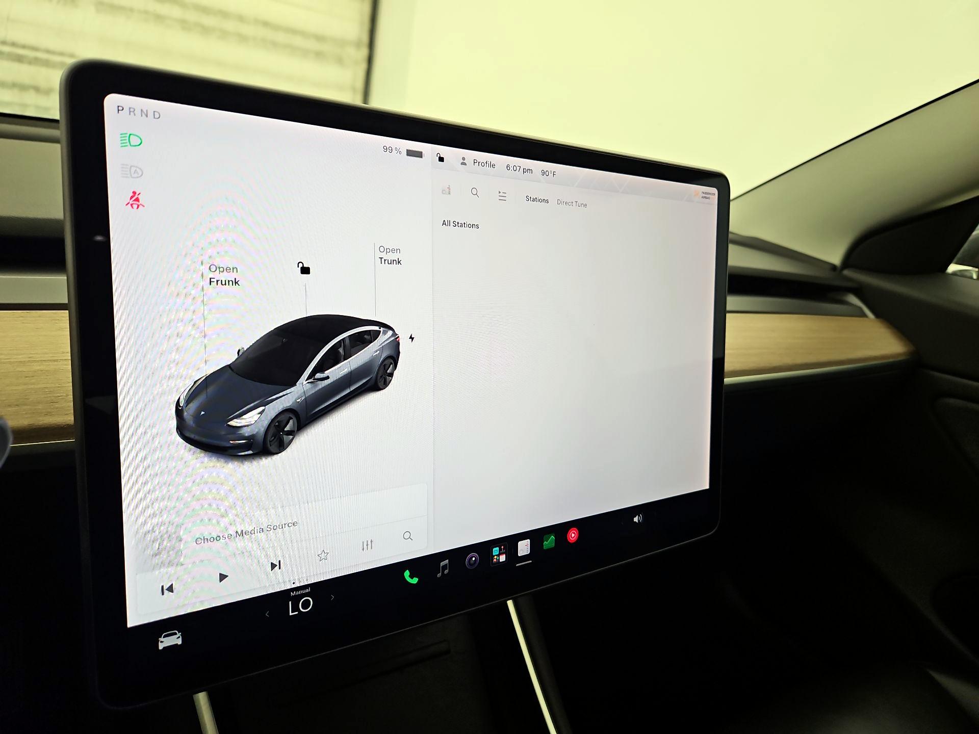 Thumbnail: 2019 Tesla Model 3 - 15