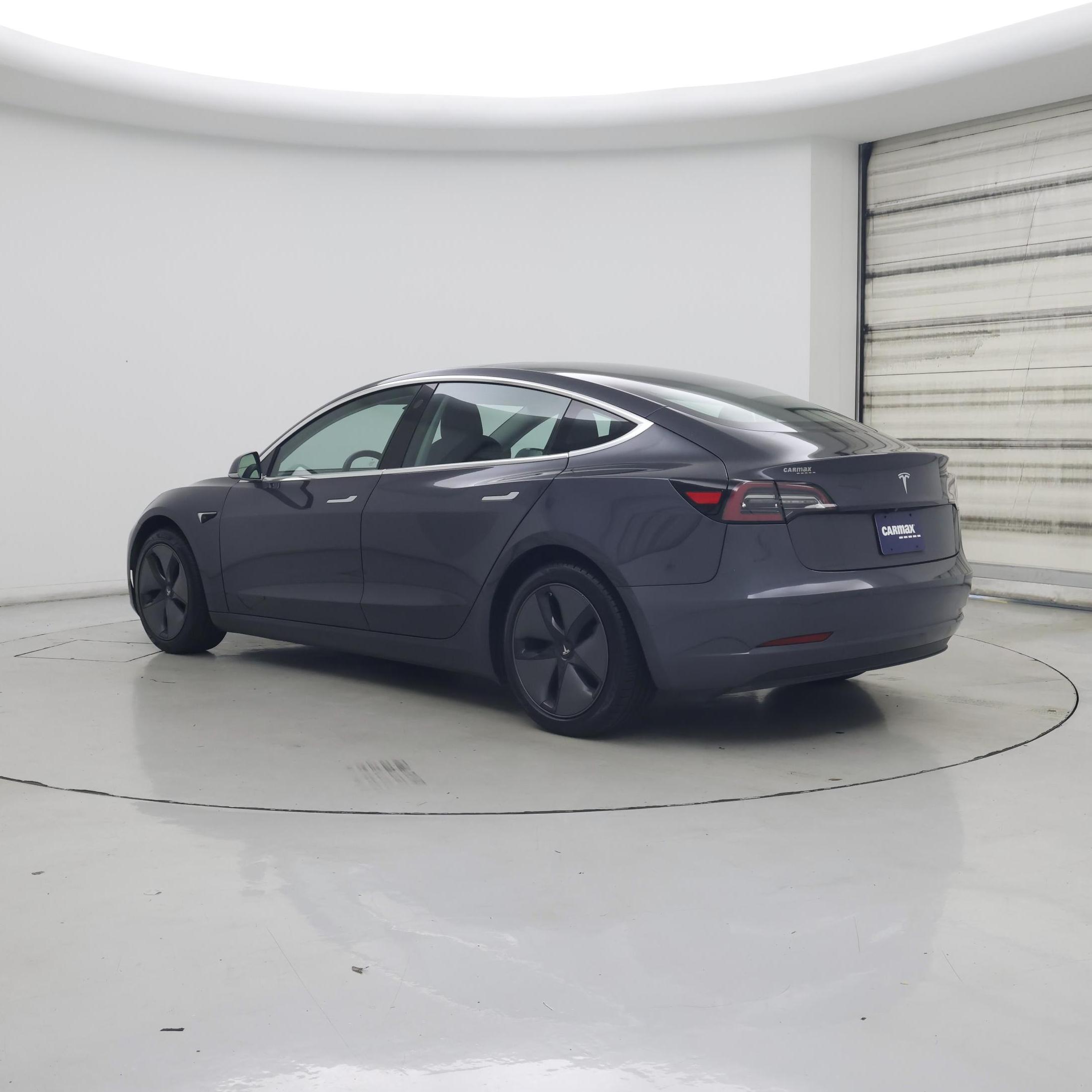 Thumbnail: 2019 Tesla Model 3 - 2