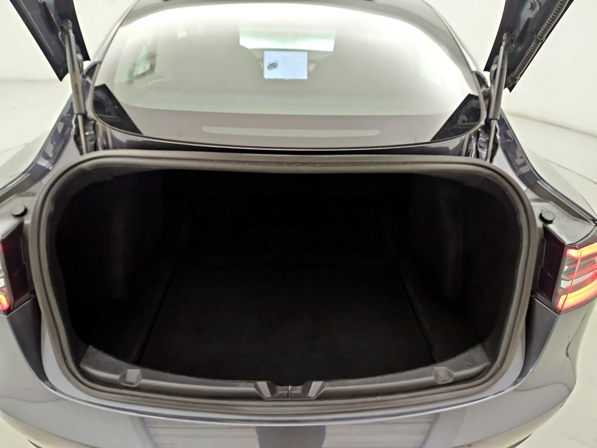 Thumbnail: 2019 Tesla Model 3 - 19