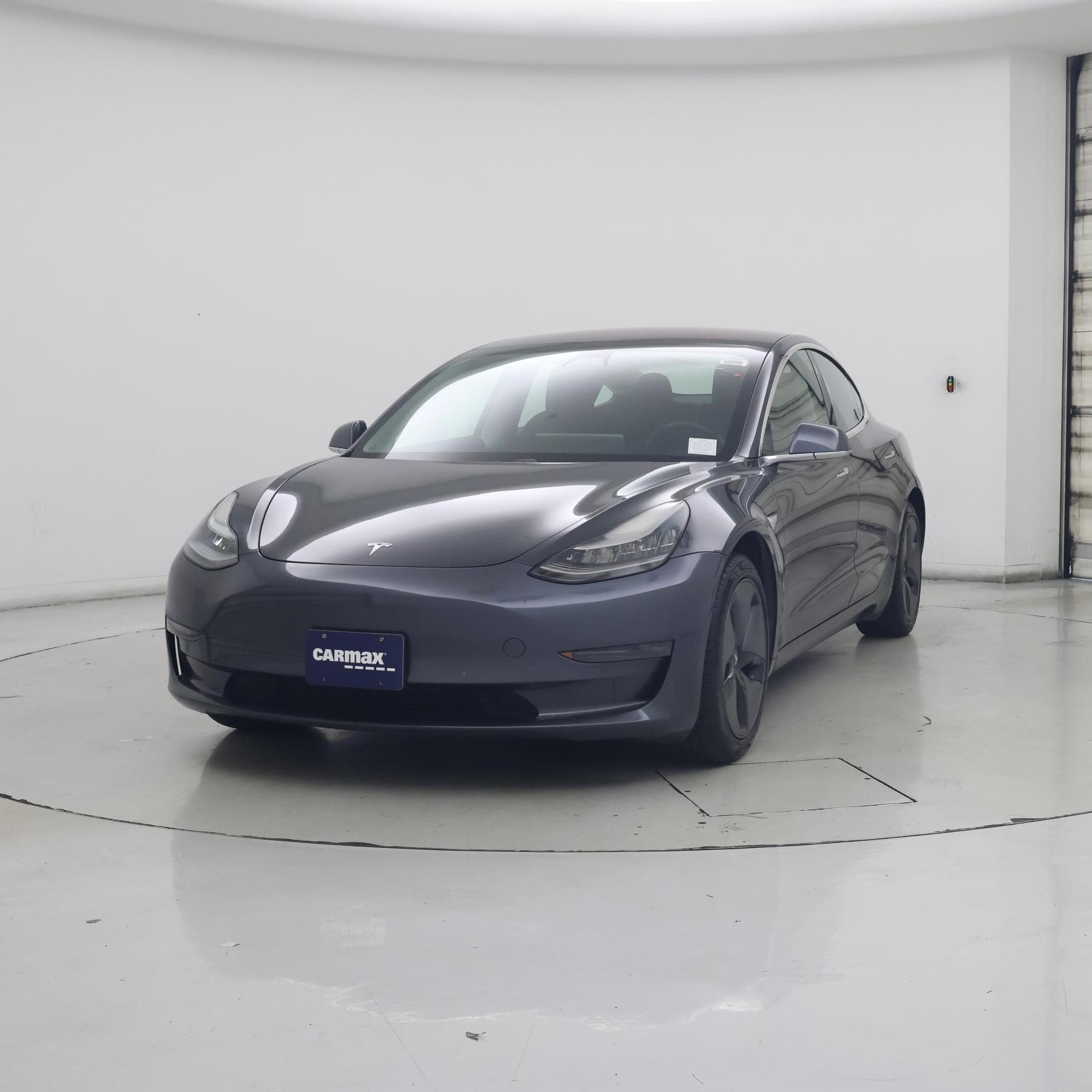 Thumbnail: 2019 Tesla Model 3 - 4