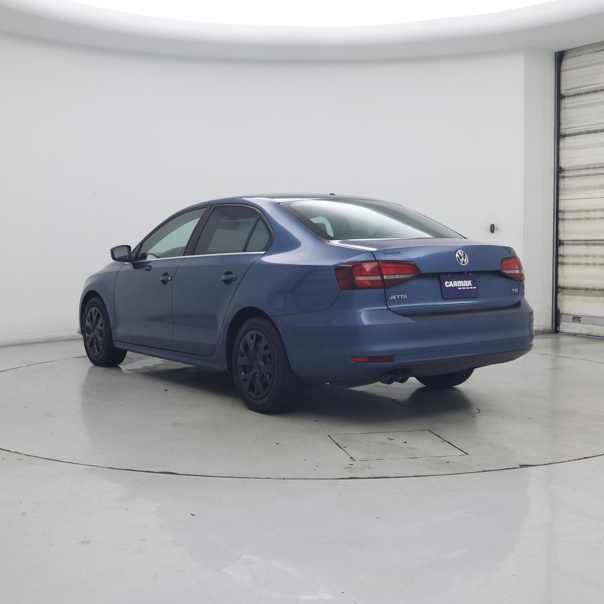 Thumbnail: 2017 Volkswagen Jetta - 2