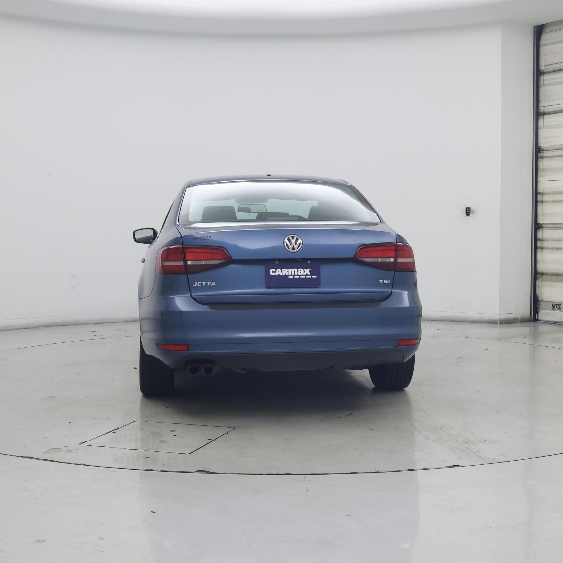 Thumbnail: 2017 Volkswagen Jetta - 6
