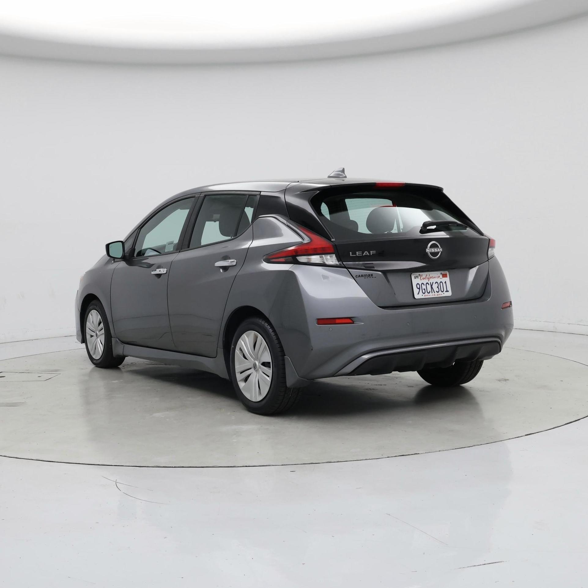 Thumbnail: 2023 Nissan Leaf - 2